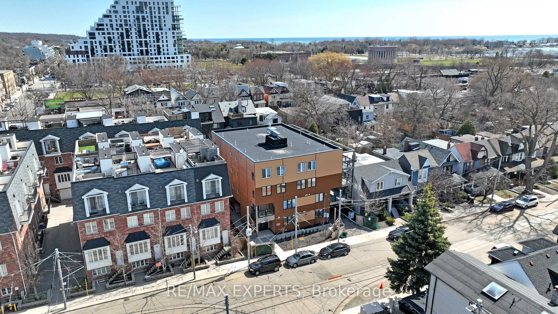 1 Bedroom Condo at 45 Connaught, Toronto For sale