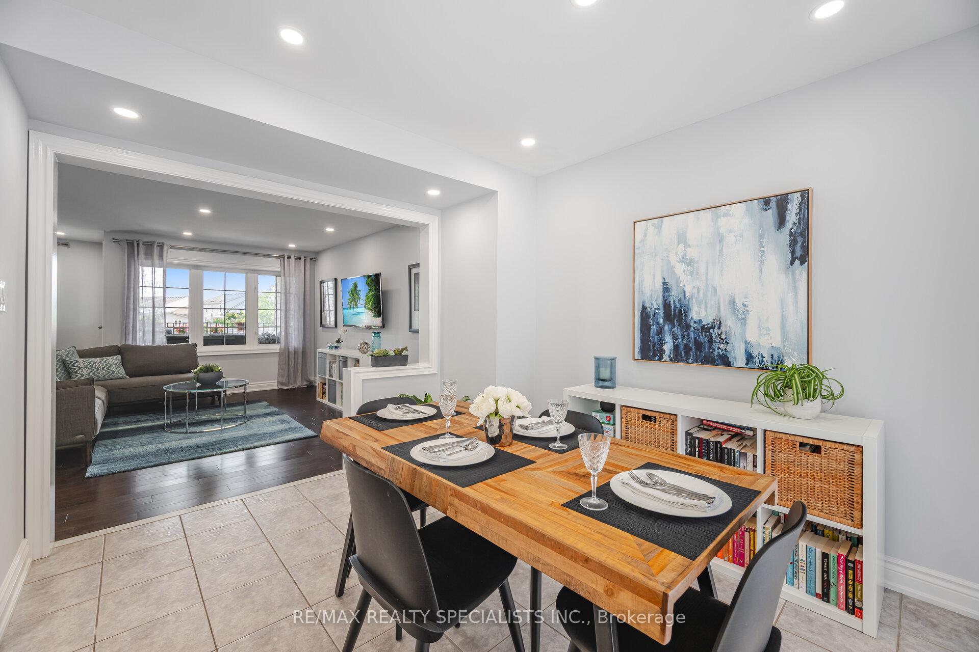 2 Bedrooms Condo at 2341 Parkhaven, Oakville For sale