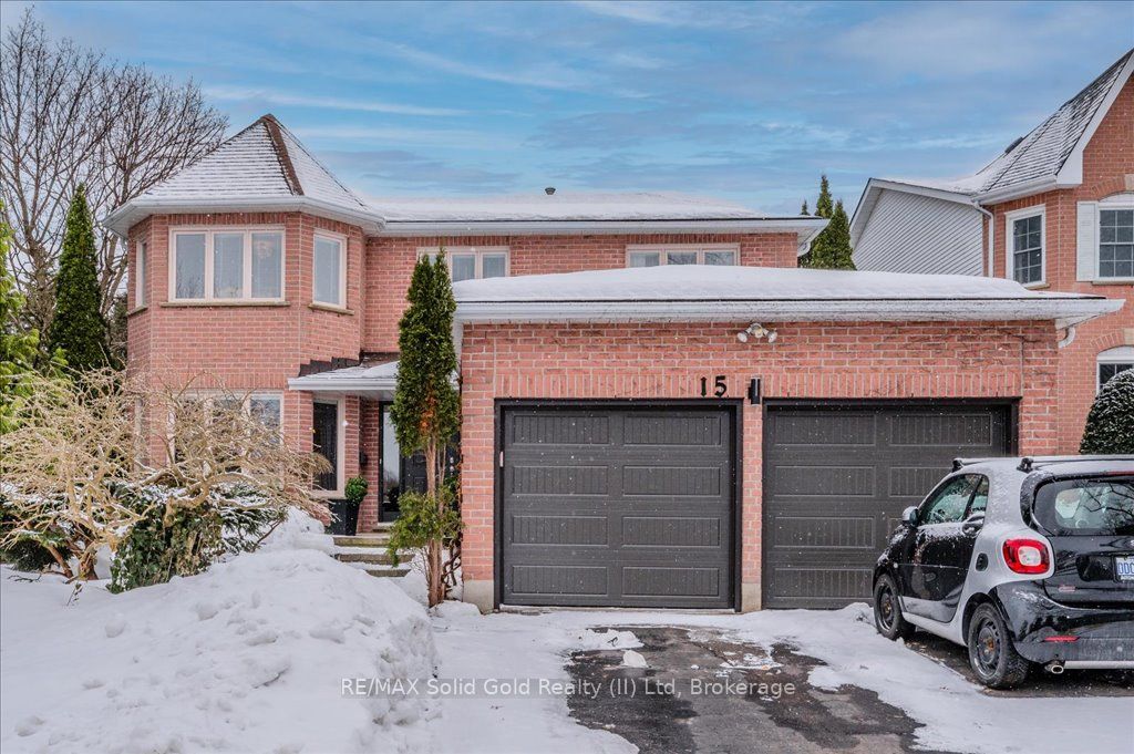 15 Trelawney Street, Kitchener, ON N2N 3A8