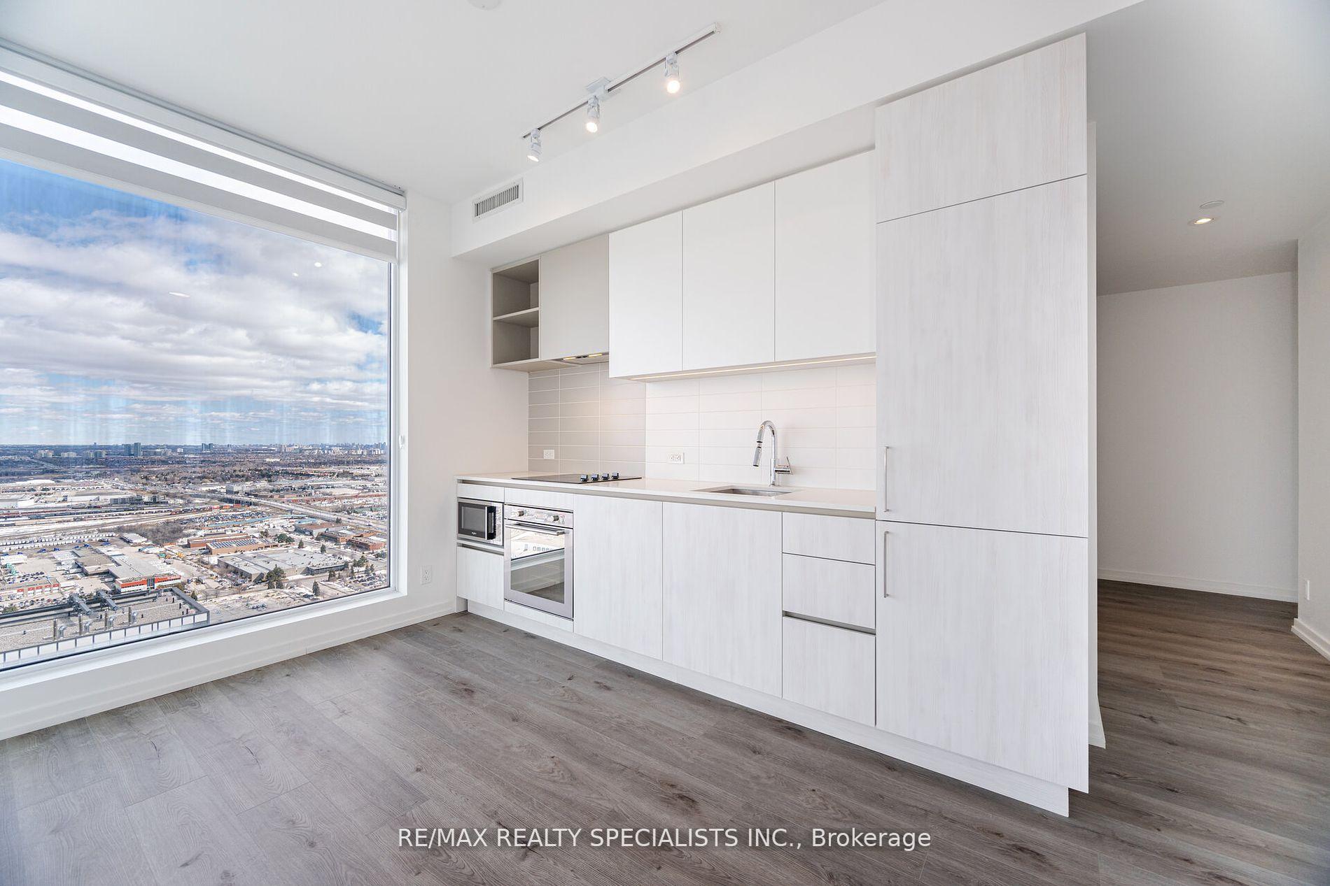 2 Bedrooms Condo at 7890 Jane,  Vaughan For sale
