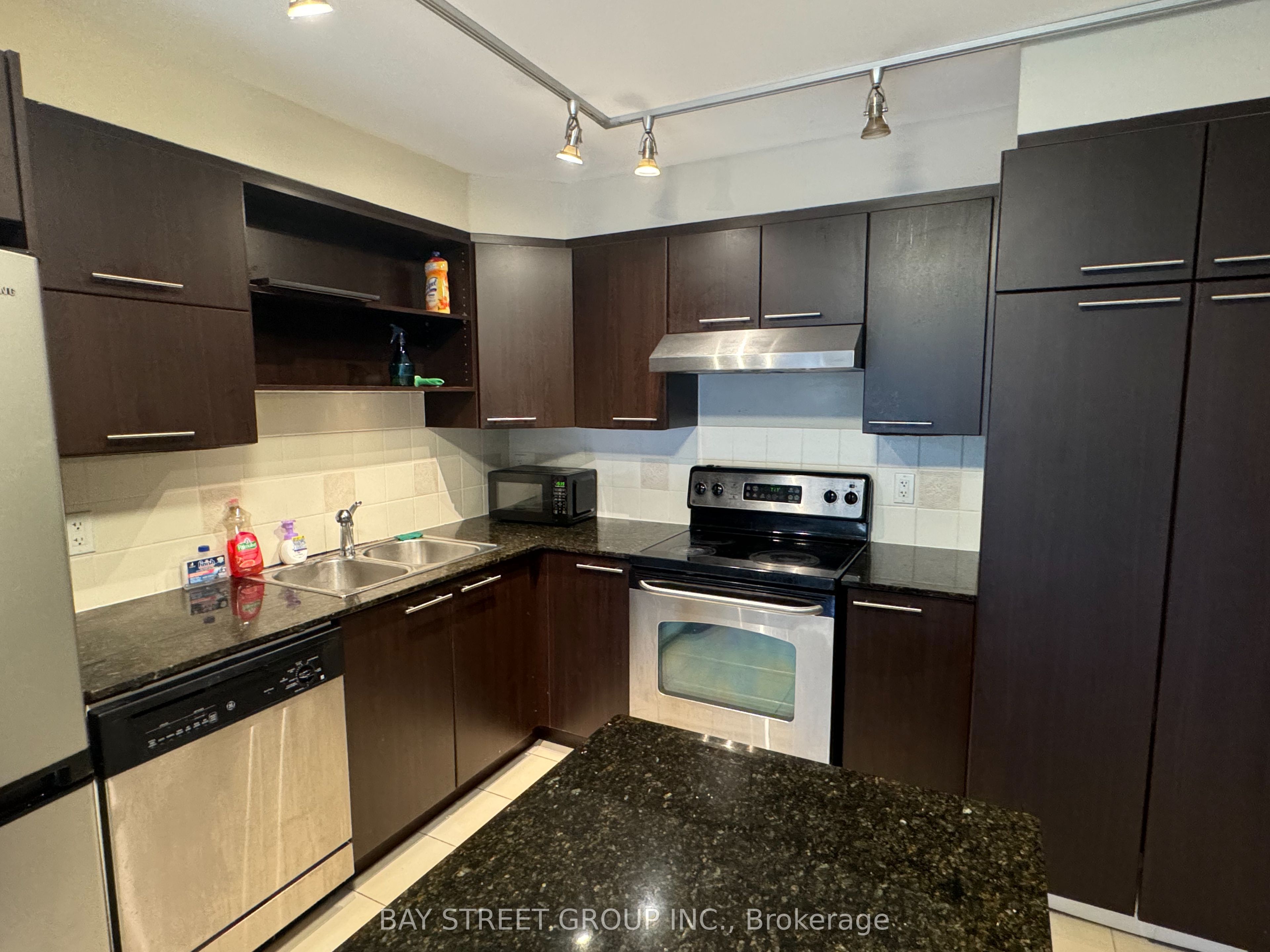 39 Galleria Parkway, #219A