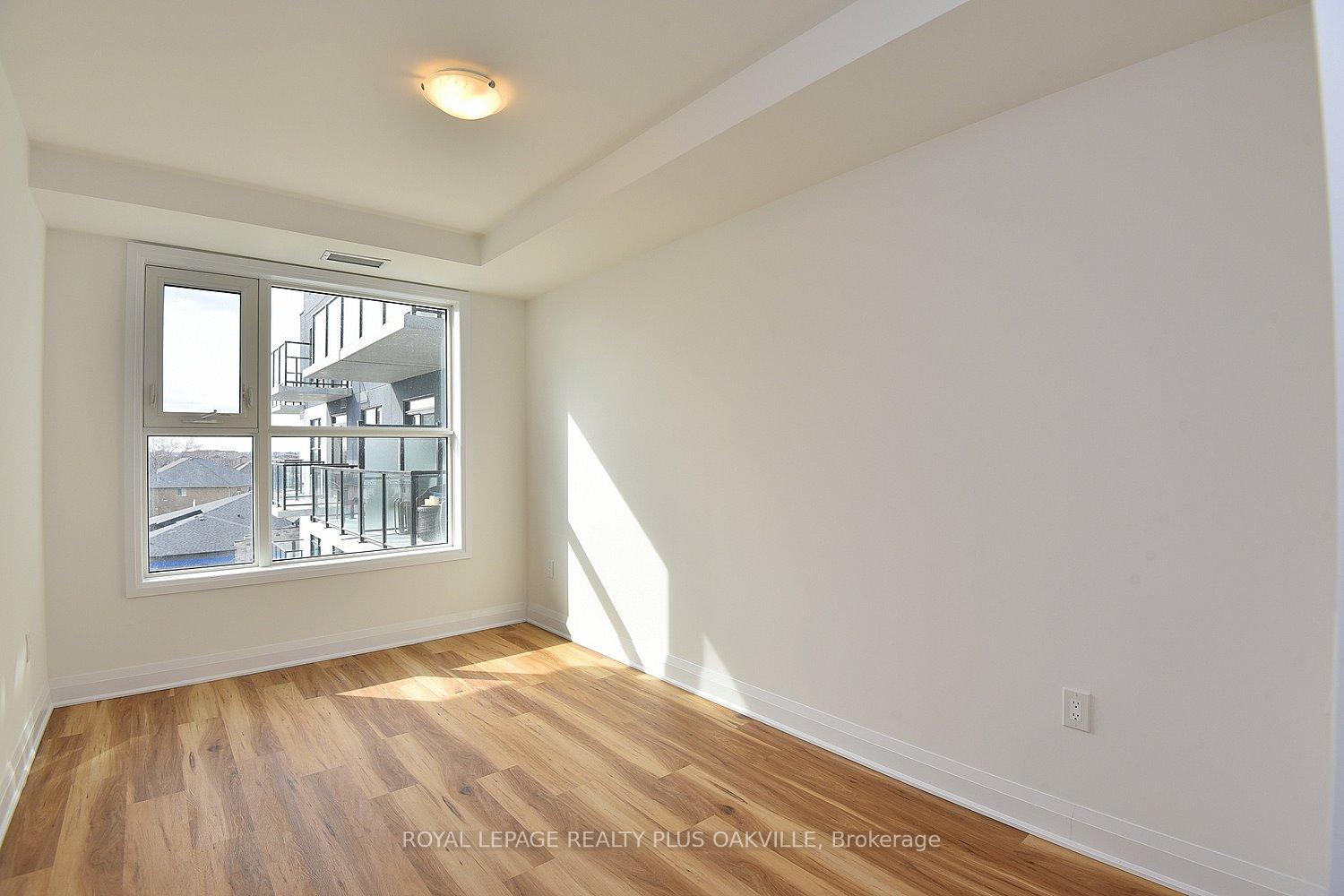 1 Bedroom Condo at 1936 Rymal, Hamilton For sale
