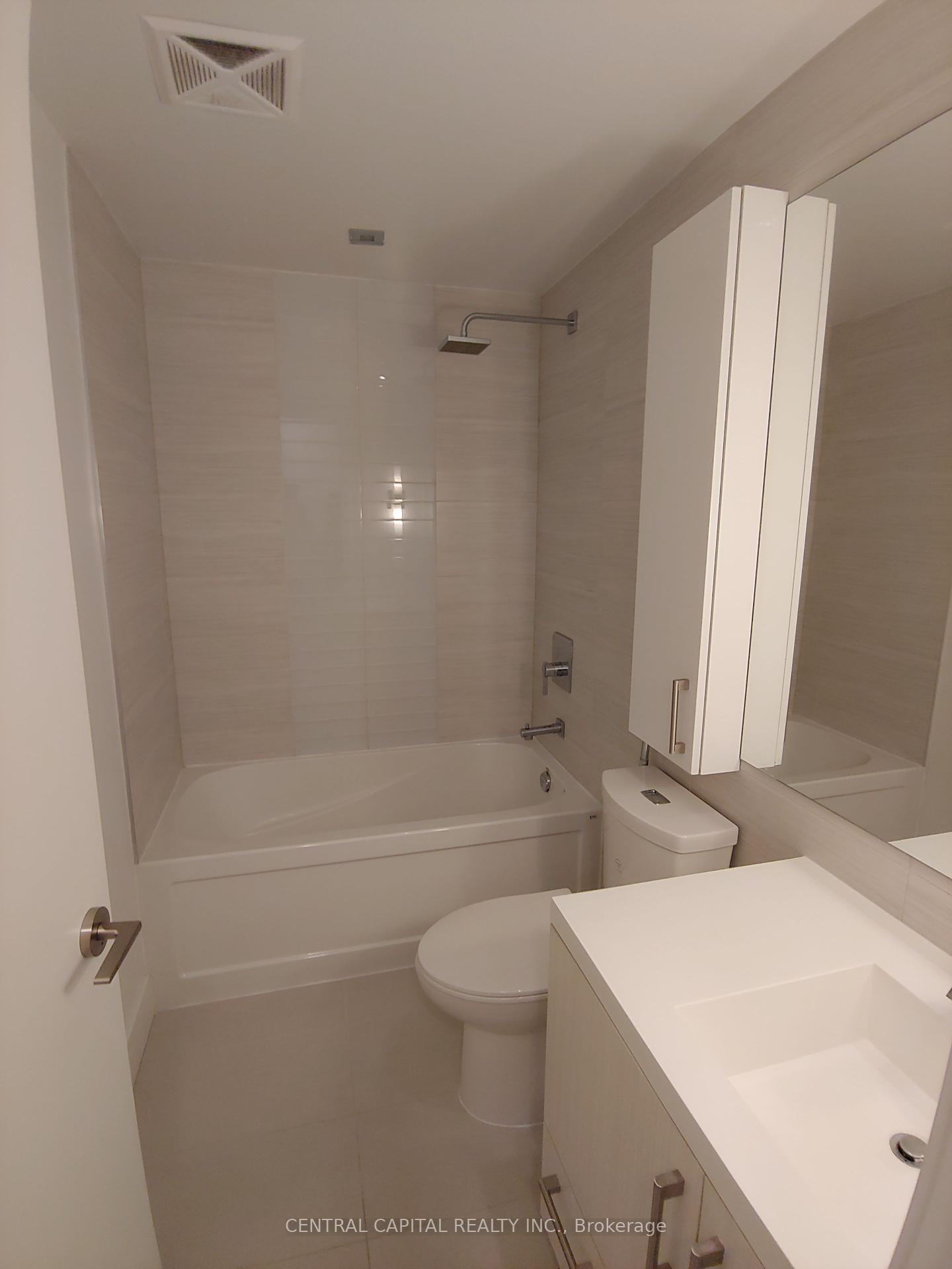 1 Bedroom Condo at 39 Sherbourne,  Toronto For sale
