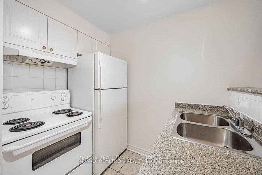 1401 Dupont Street, #225