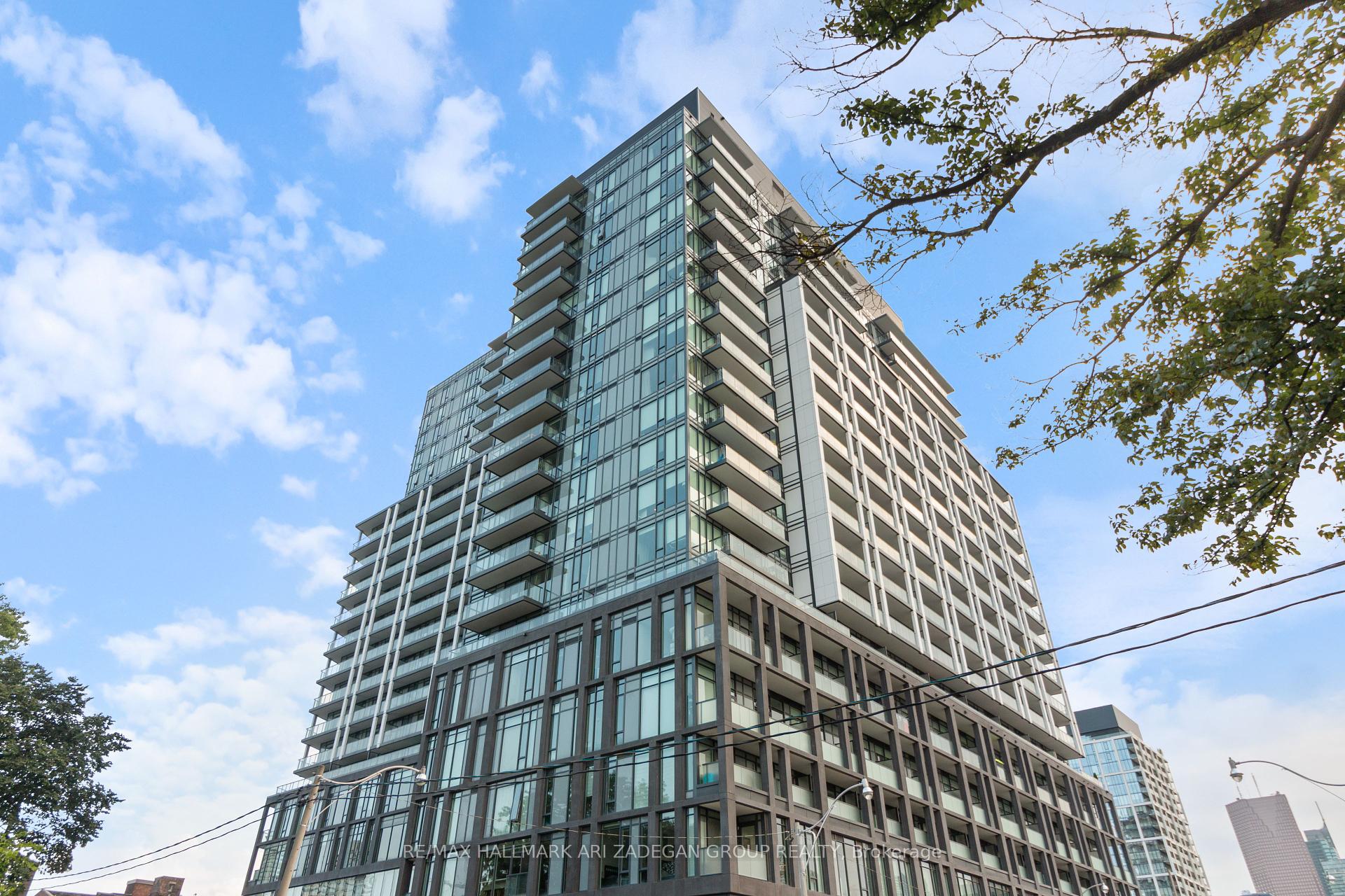 2 Bedrooms Condo at 50 Power, Toronto For sale