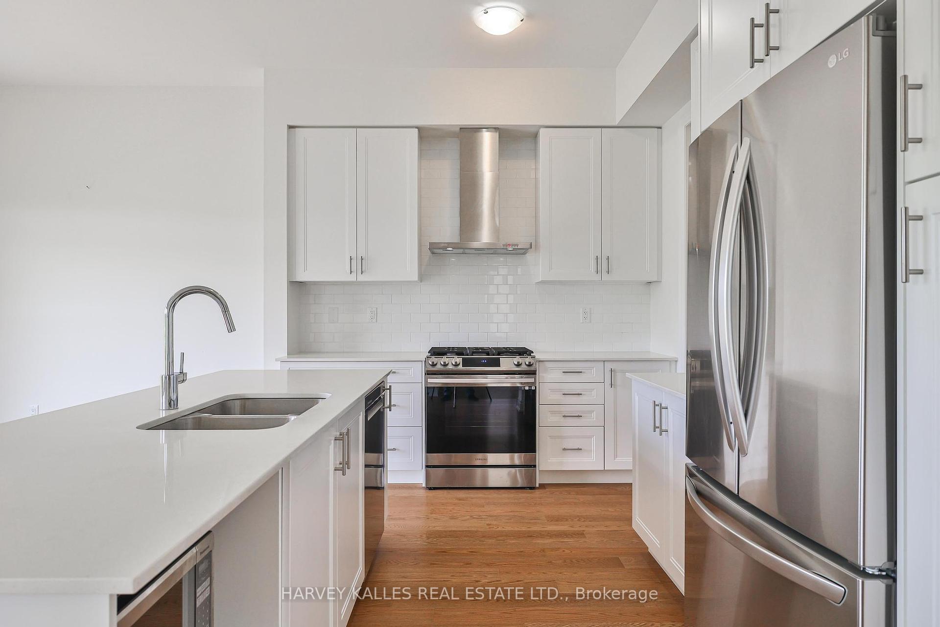 4 Meadow Vista Crescent