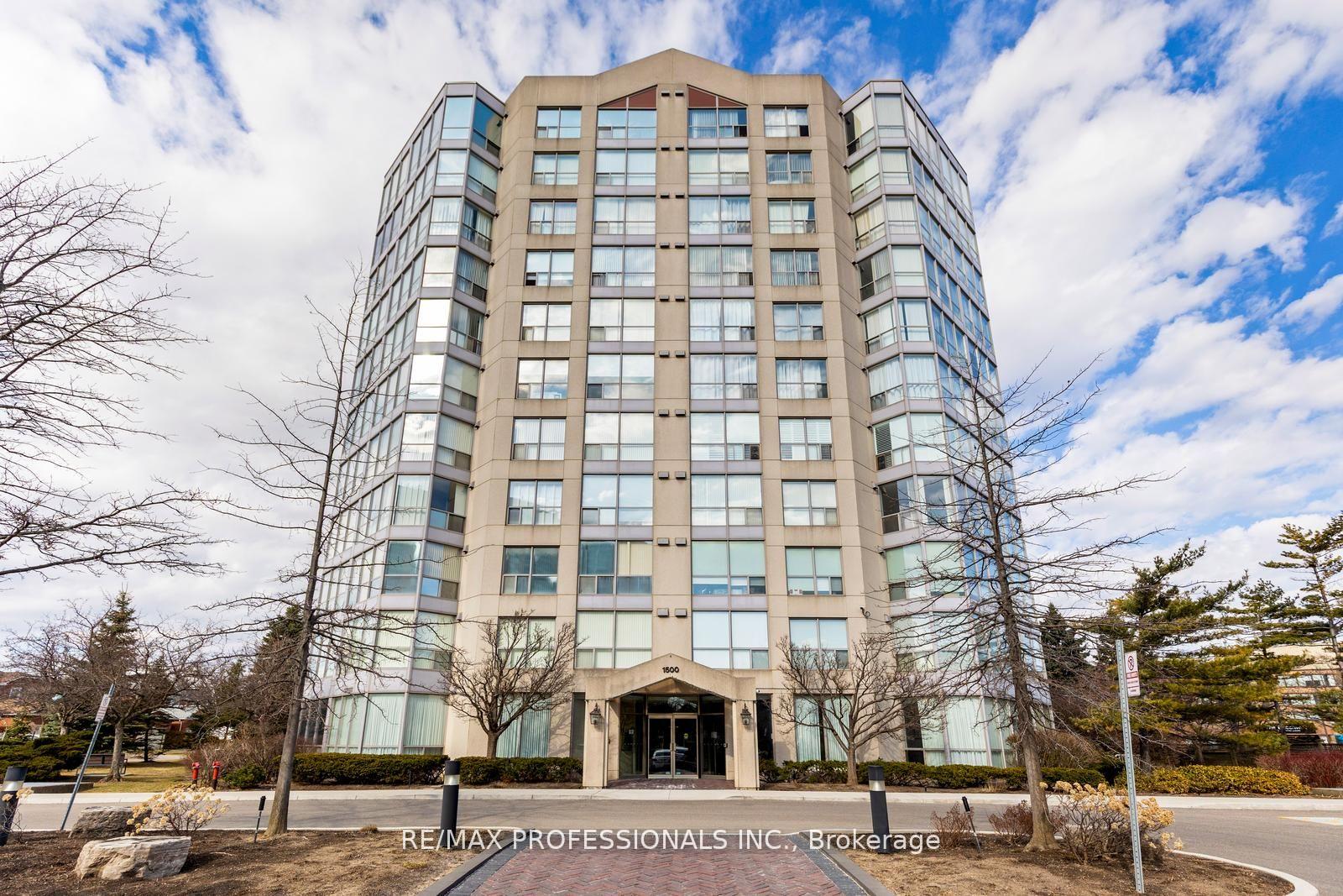 2 Bedrooms Condo at 1500 Grazia, Mississauga For sale