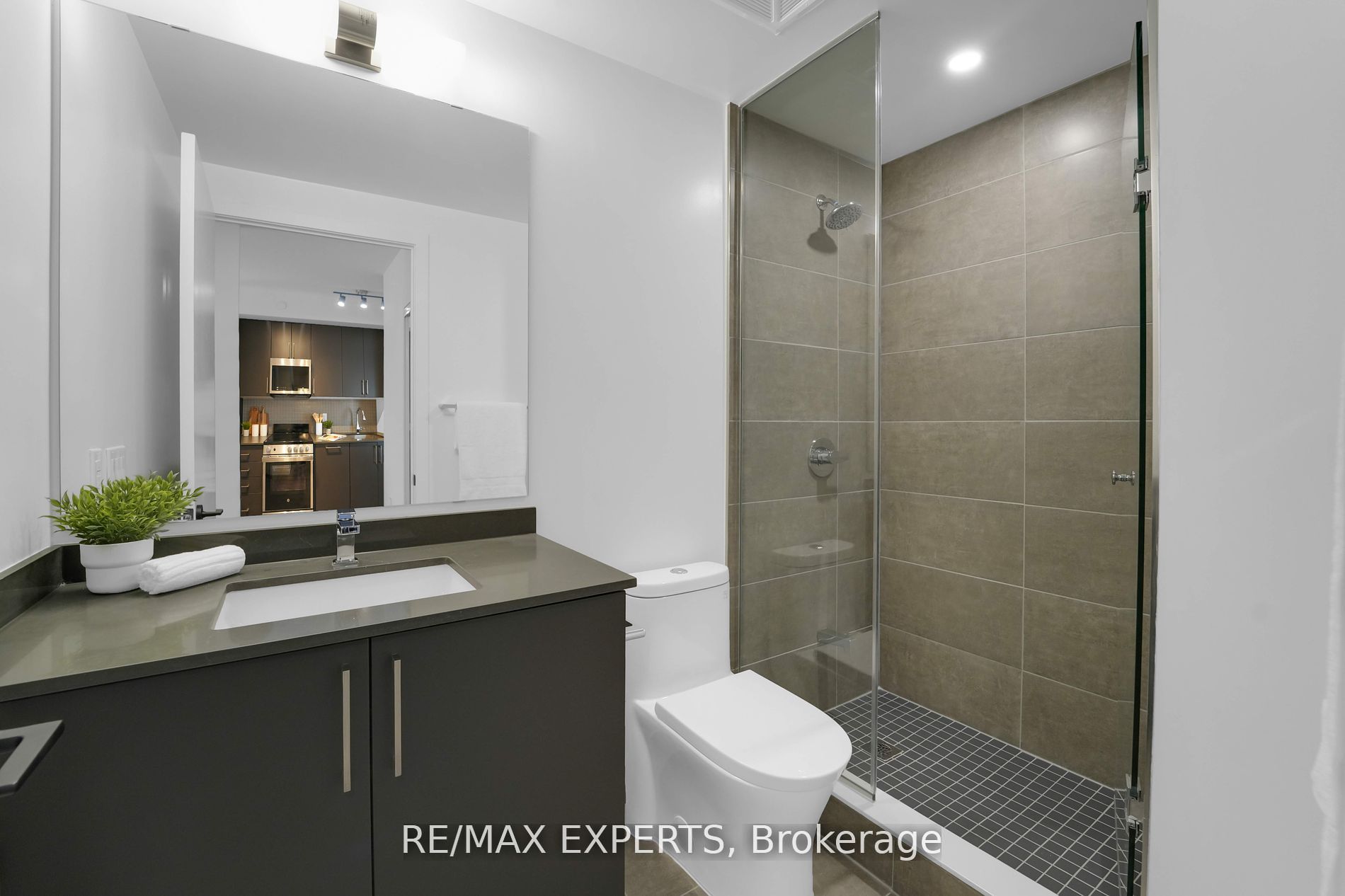 2450 Old Bronte Road 324