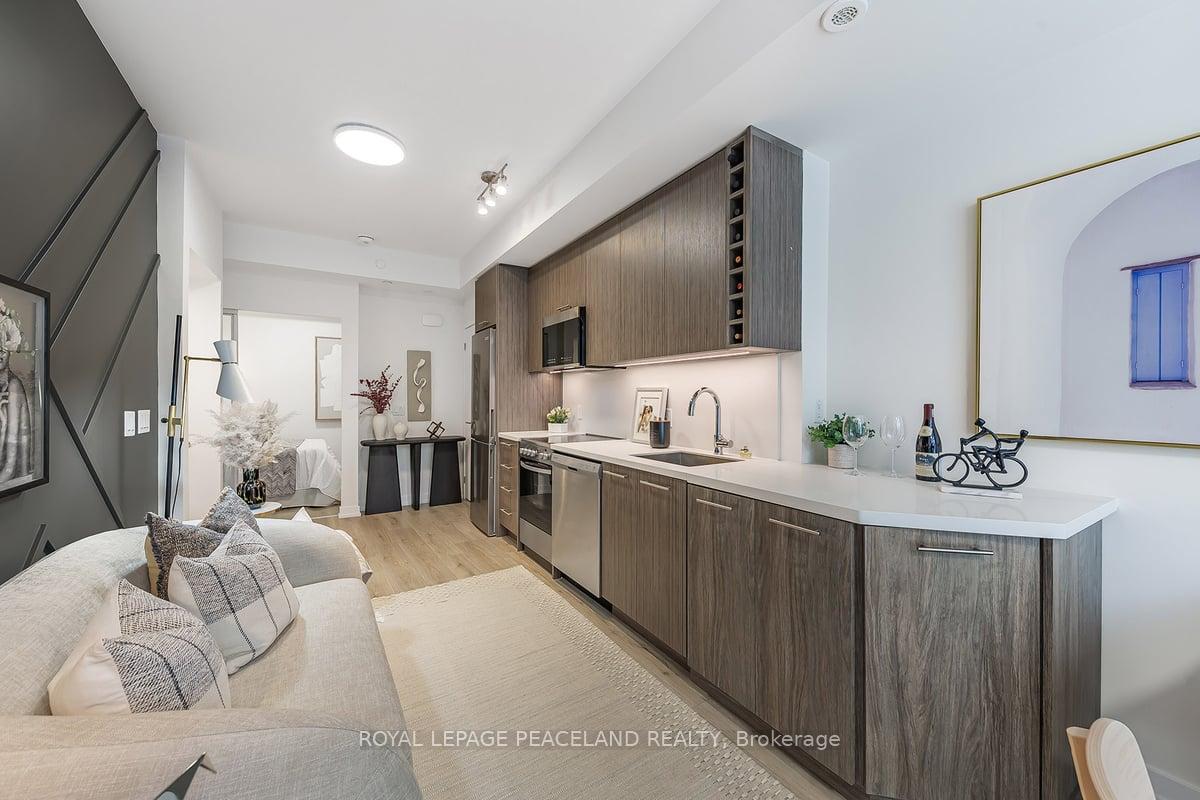 3 Bedrooms Condo at 266 Finch, Toronto For sale