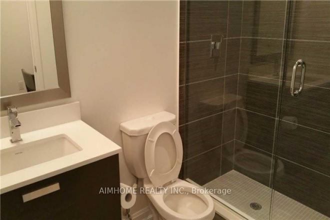 3 Bedrooms Condo at 9 Bogert,  Toronto For sale