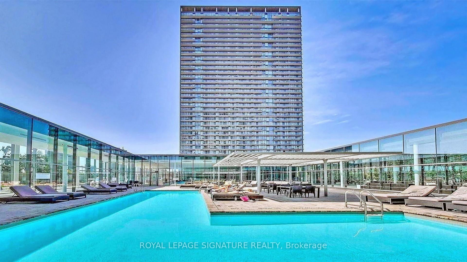 2 Bedrooms Condo at 105 The Queensway, Toronto For sale