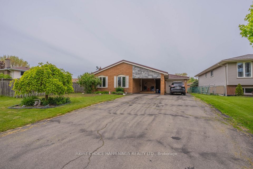 69 Elmvale Crescent, Port Colborne, ON L3K 5X1