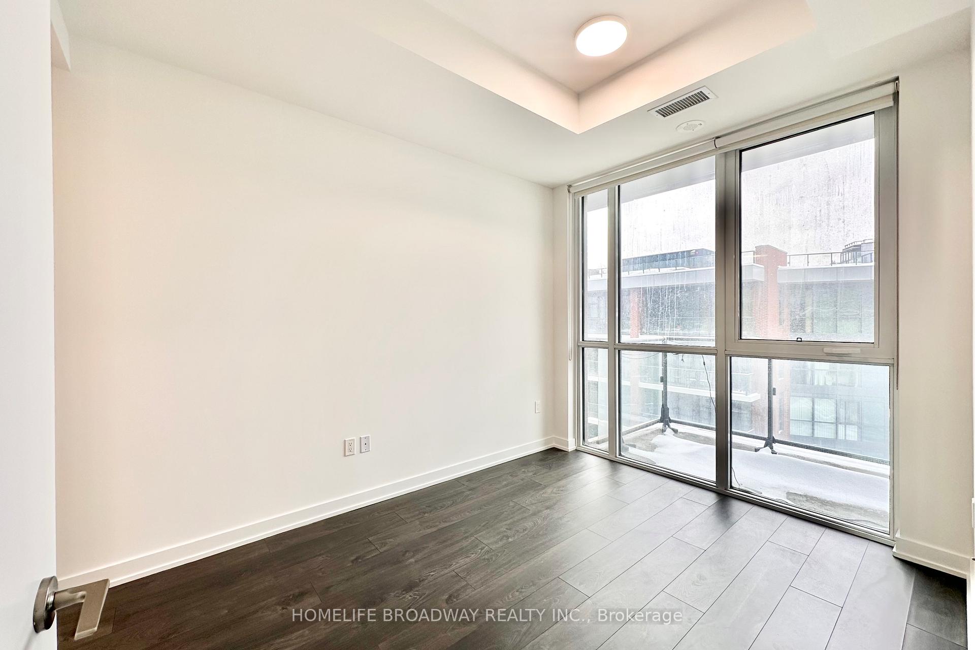 2 Bedrooms Condo at 38 Iannuzzi,  Toronto For sale