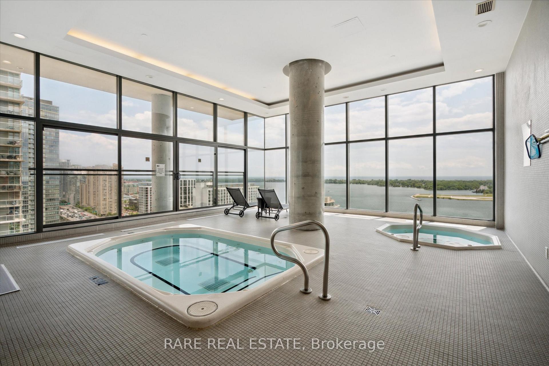 3 Bedrooms Condo at 11 Brunel, Toronto For sale