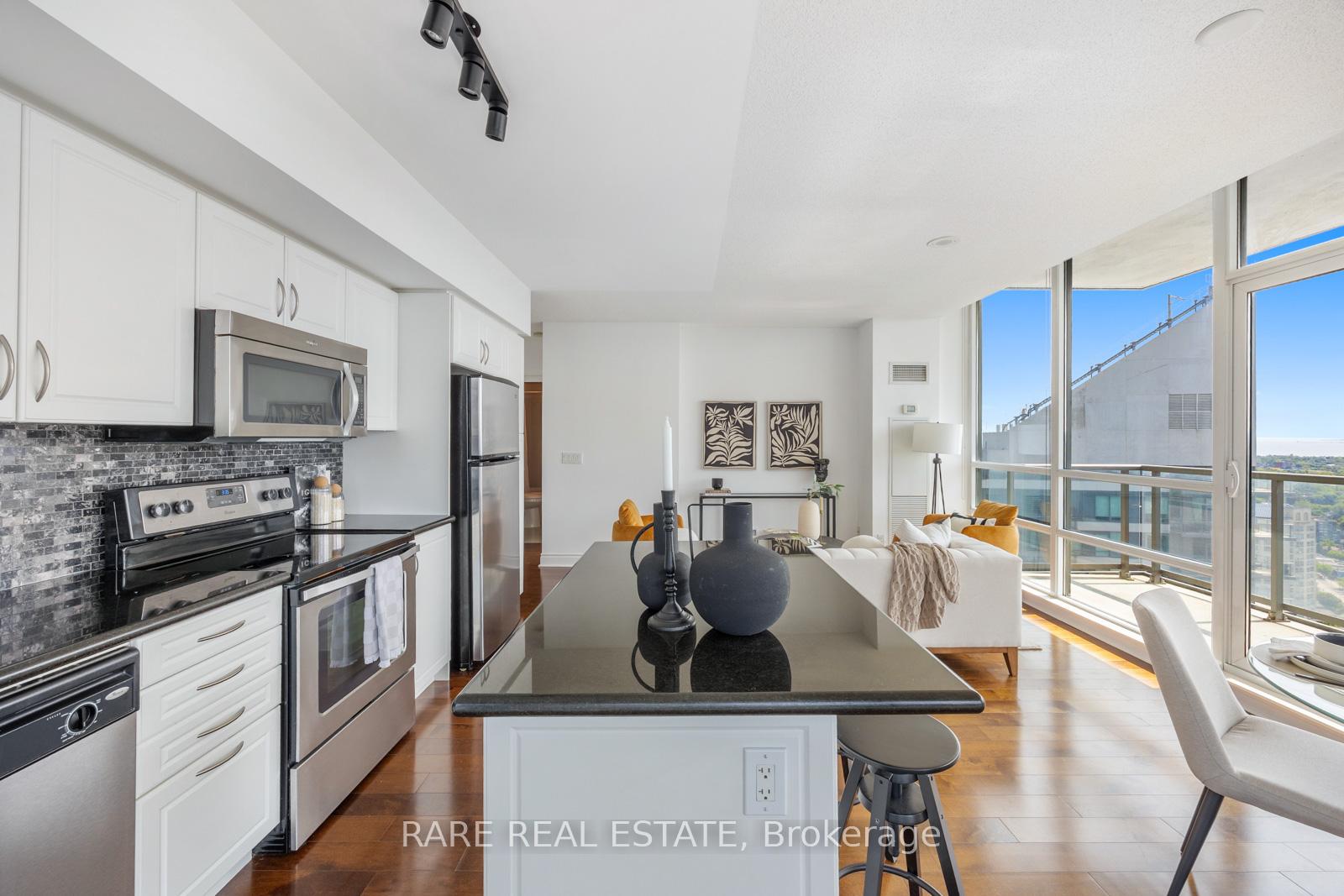 2 Bedrooms Condo at 2230 Lake Shore, Toronto For sale