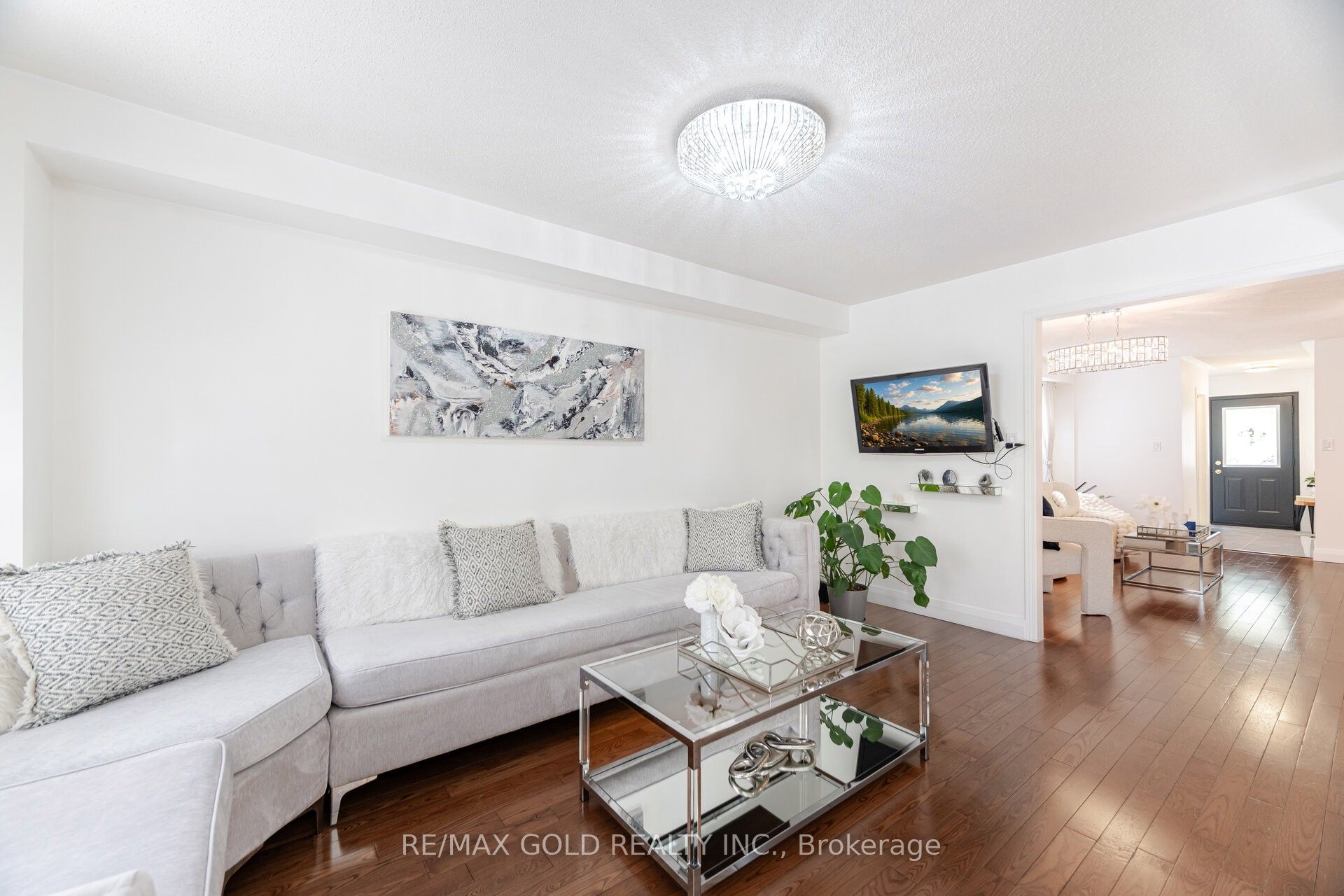29 Skylar Circle