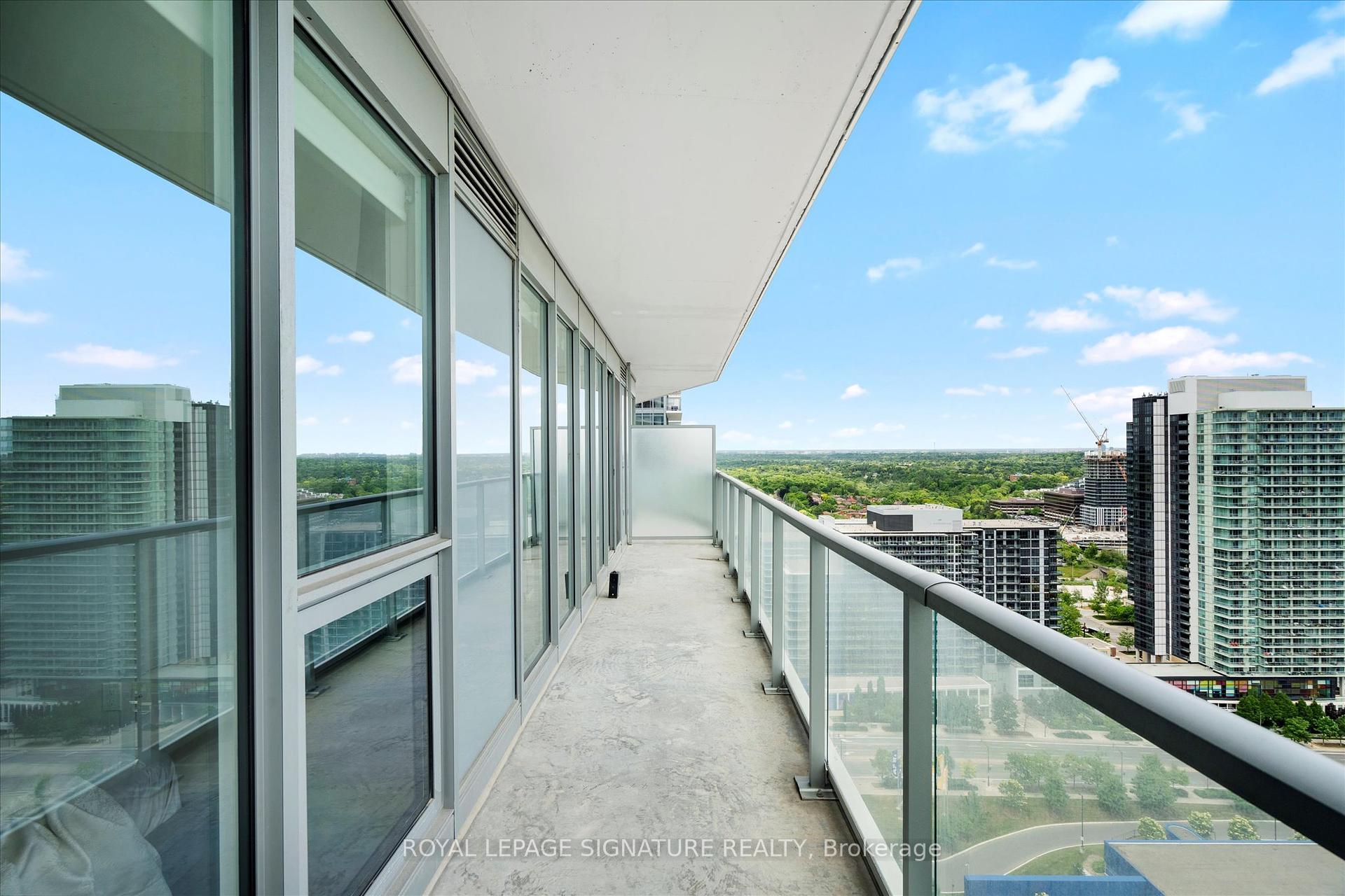 2 Bedrooms Condo at 117 McMahon, Toronto For sale