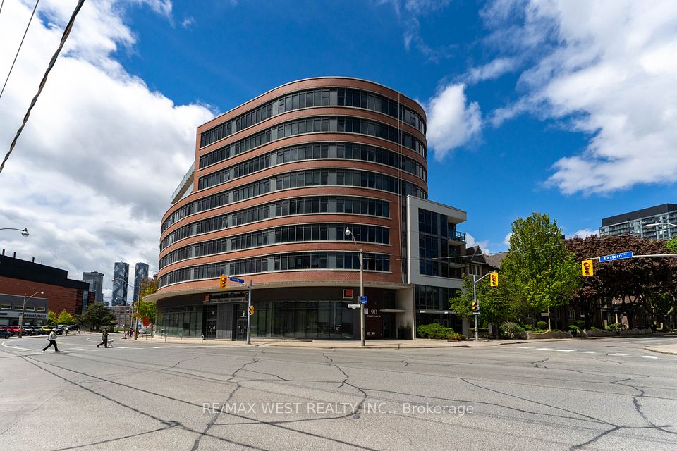 #303 - 90 Trinity Street, Toronto, ON M5A 0E4