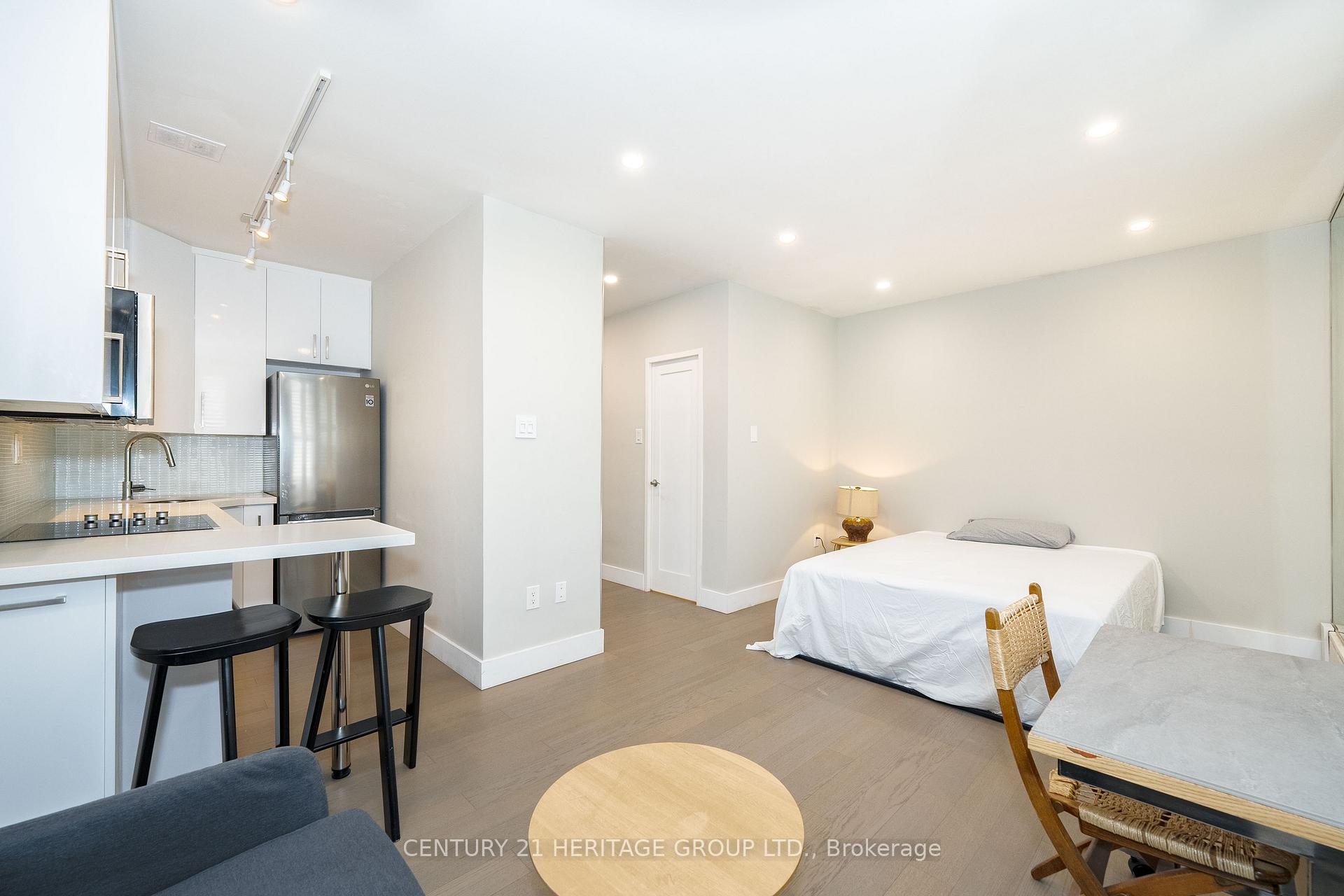 Co-op at 78 Warren, Toronto For sale