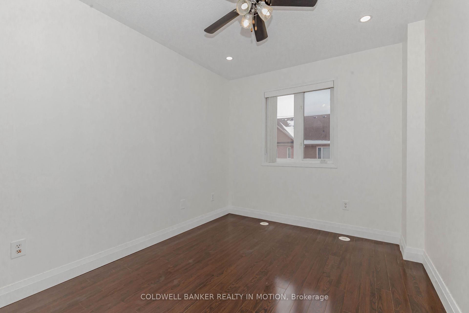 2 Bedrooms Condo at 4975 Southampton, Mississauga For sale