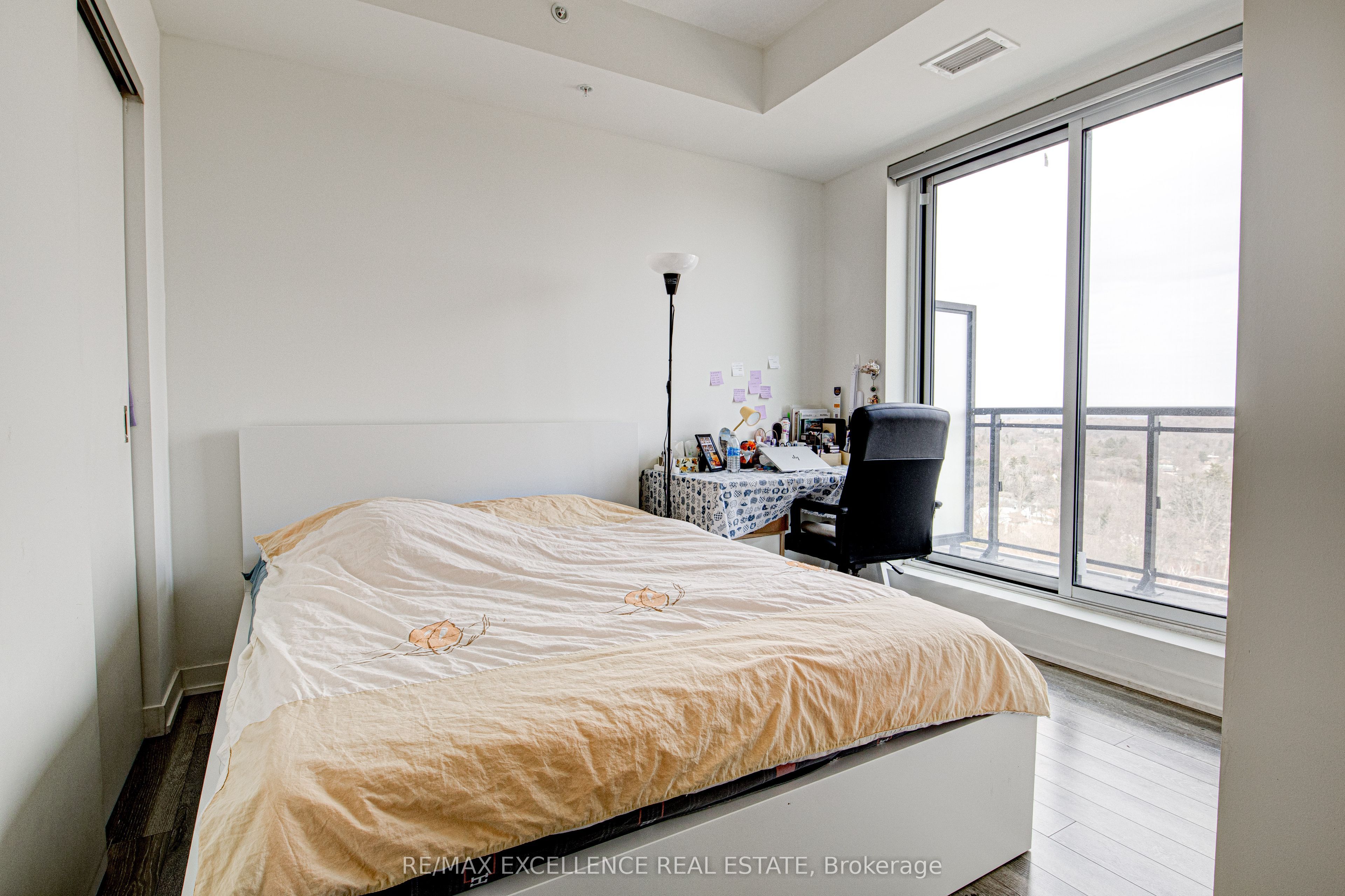 128 King Street N, #1402