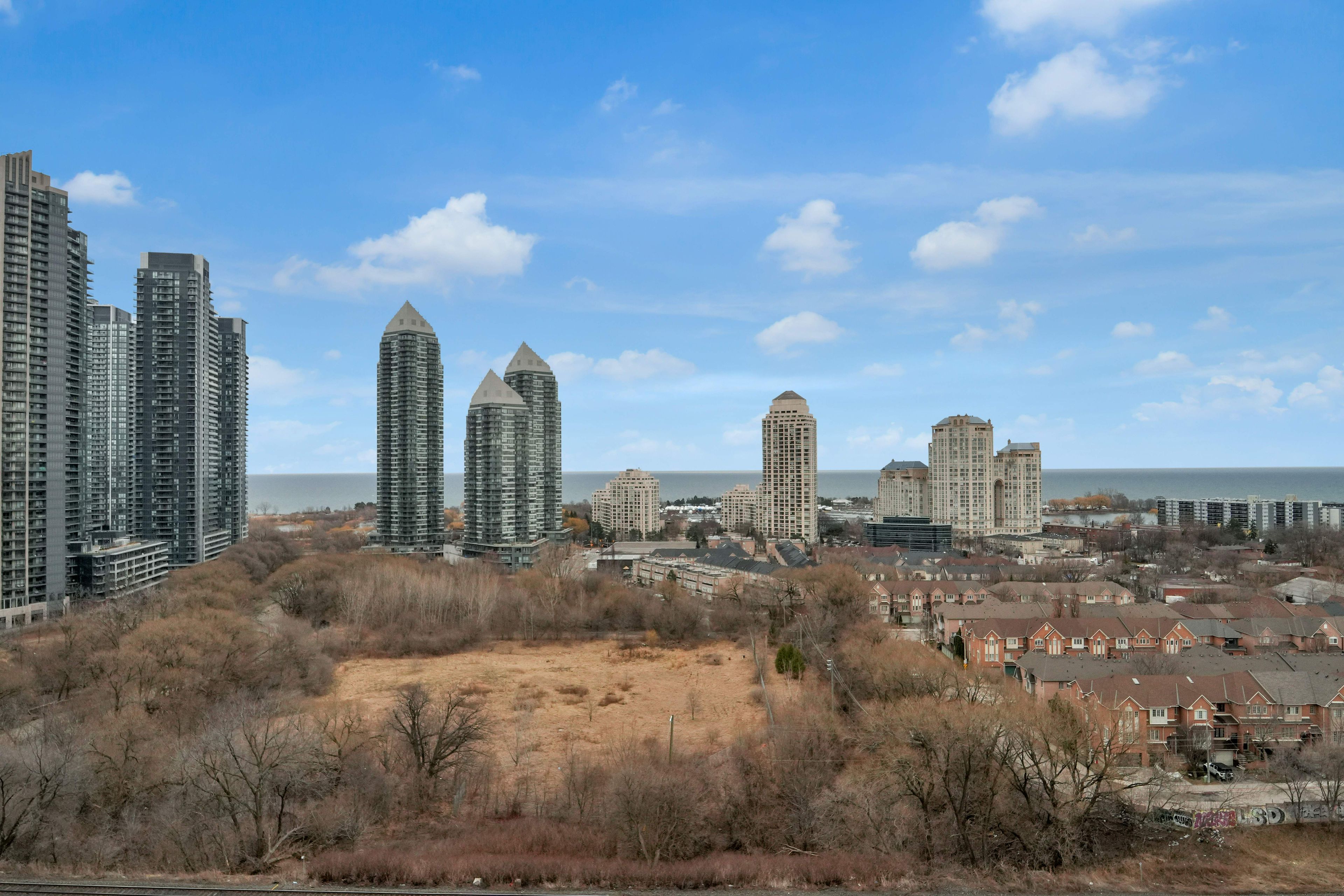 251 Manitoba Street 1504