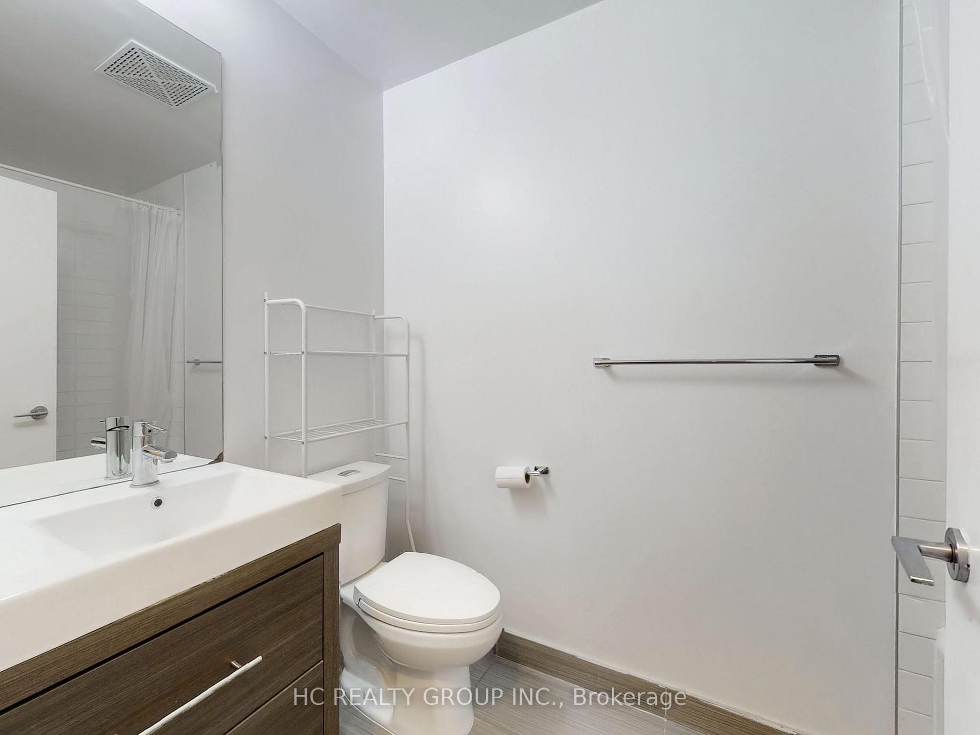 1 Bedroom Condo at 70 Forest Manor, Toronto For sale