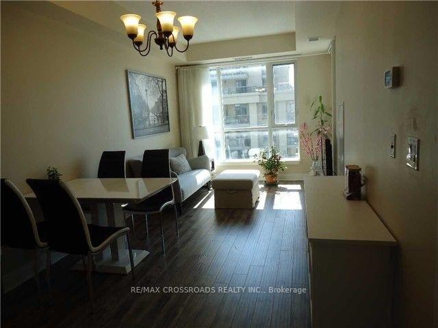 2 Bedrooms Condo at 17 Kenaston, Toronto For sale