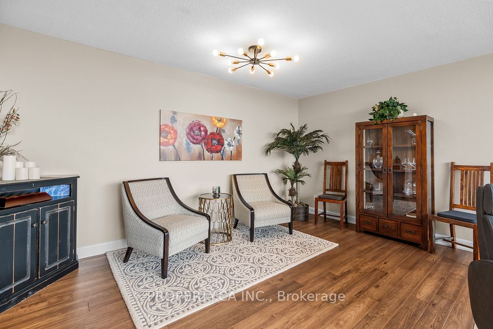#1808 - 4235 Sherwoodtowne Boulevard, Mississauga, ON L4Z 1W3