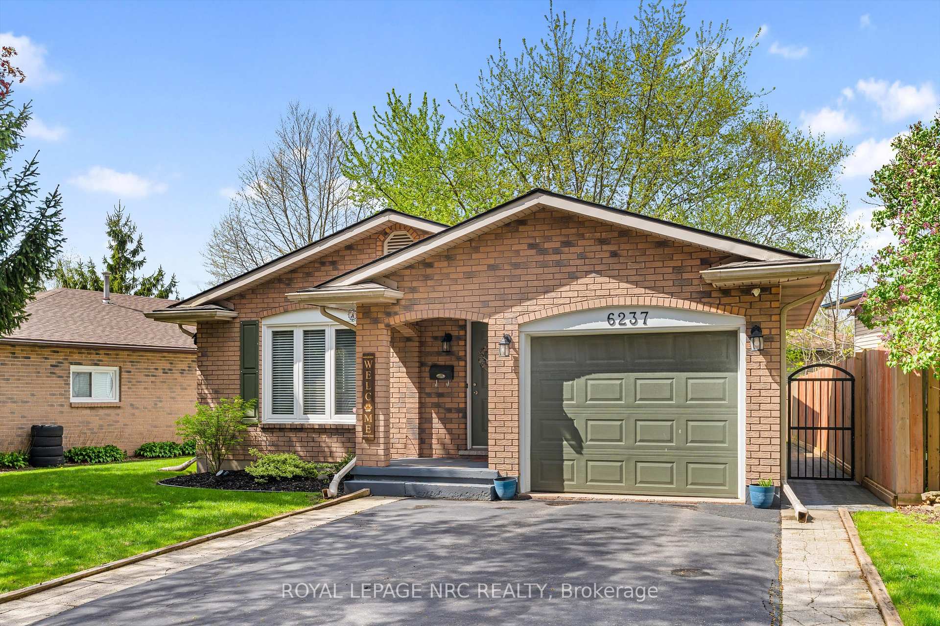 6237 Delta Drive, Niagara Falls, ON L2H 2H5