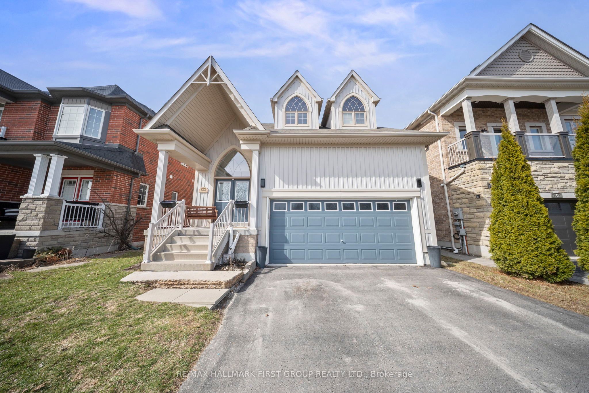 544 George Reynolds Drive, Clarington, ON L1E 2M1
