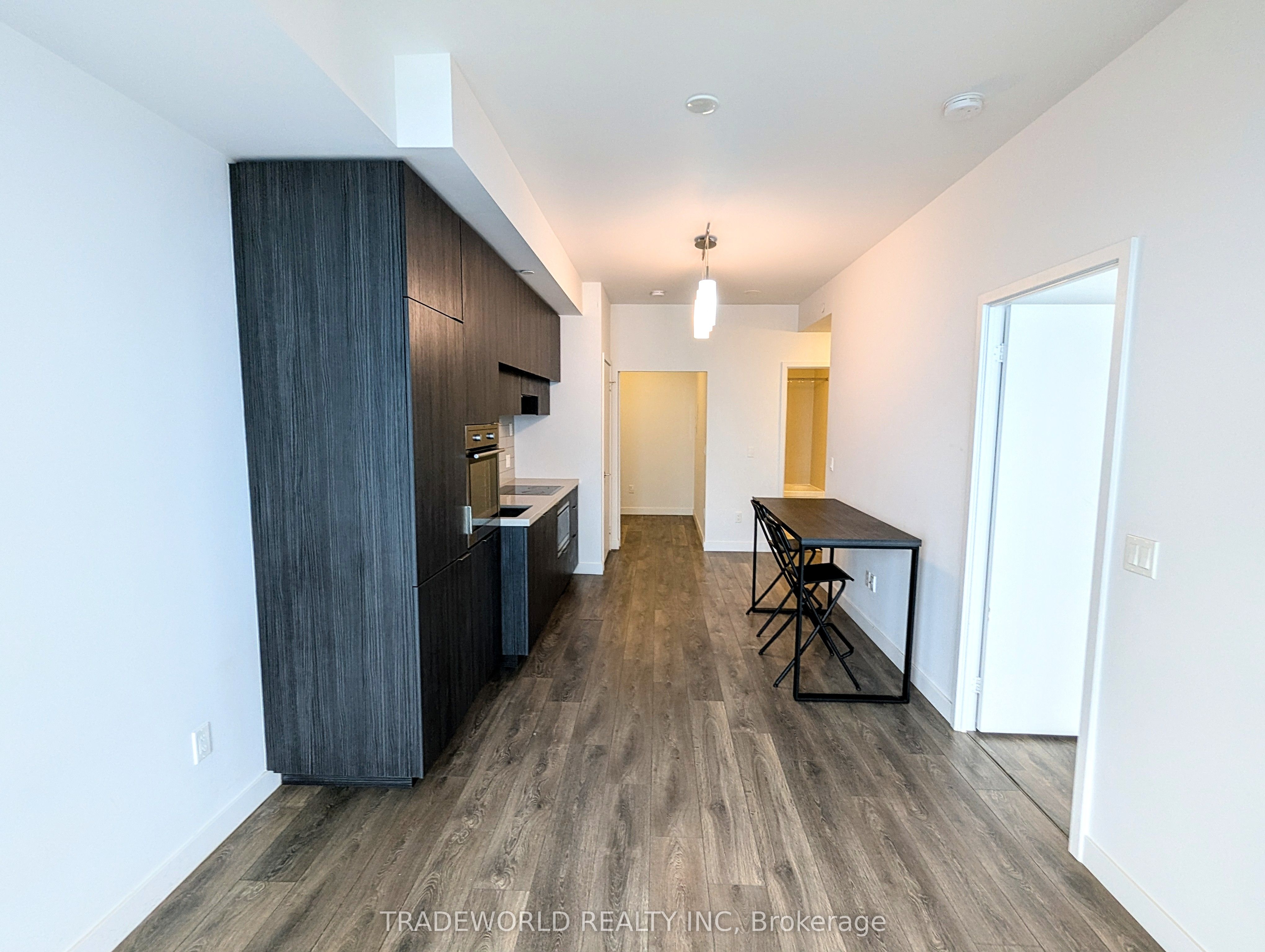 8 Eglinton Avenue E, #4212