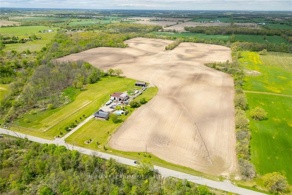 1309 Concession 1
