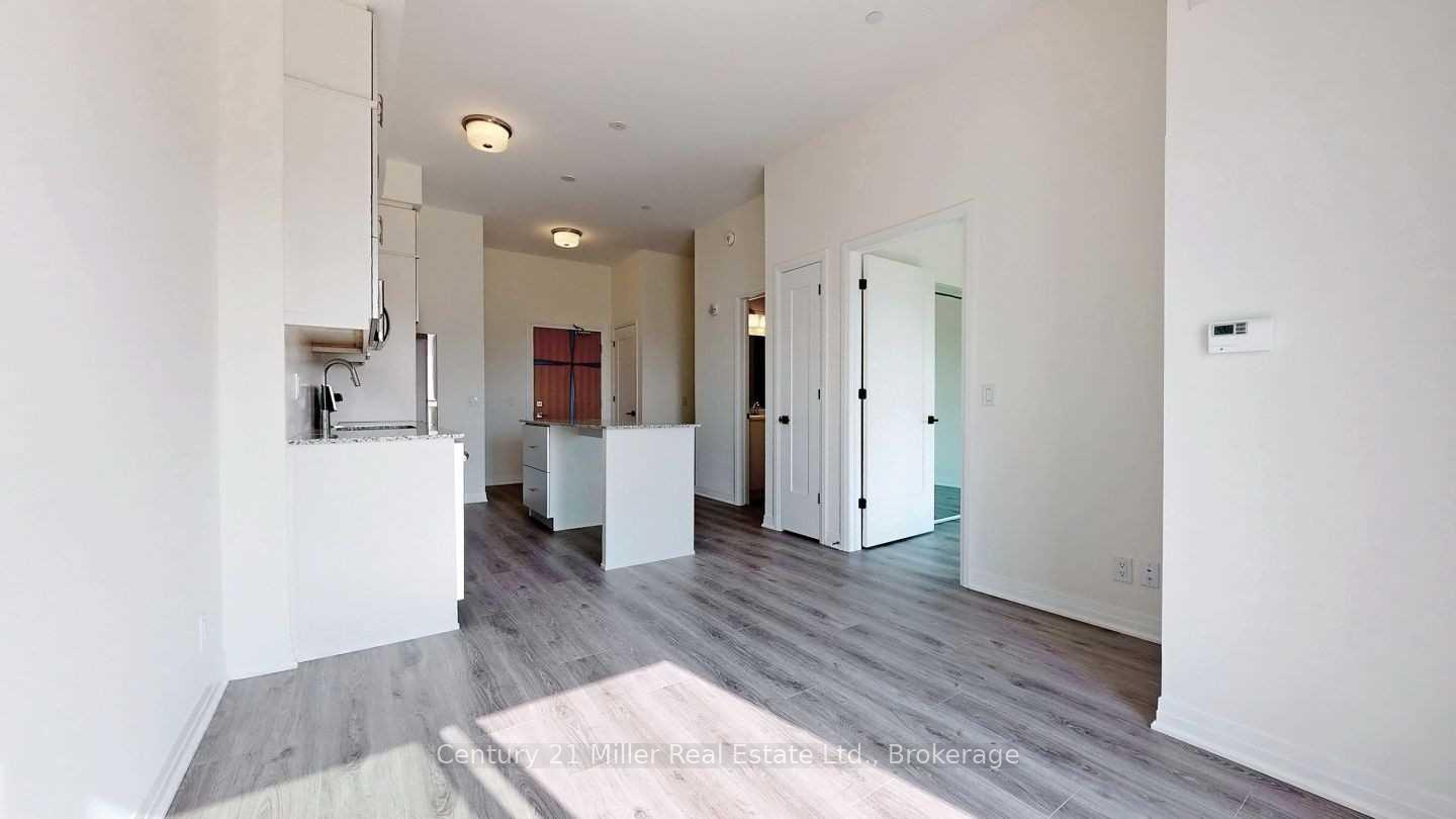 2 Bedrooms Condo at 128 Grovewood, Oakville For sale