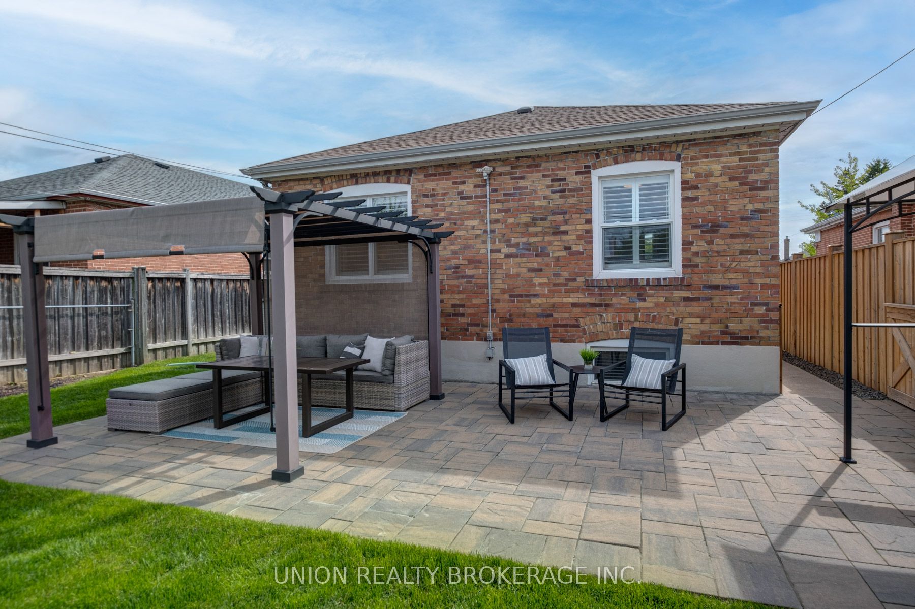 100 Lilian Drive