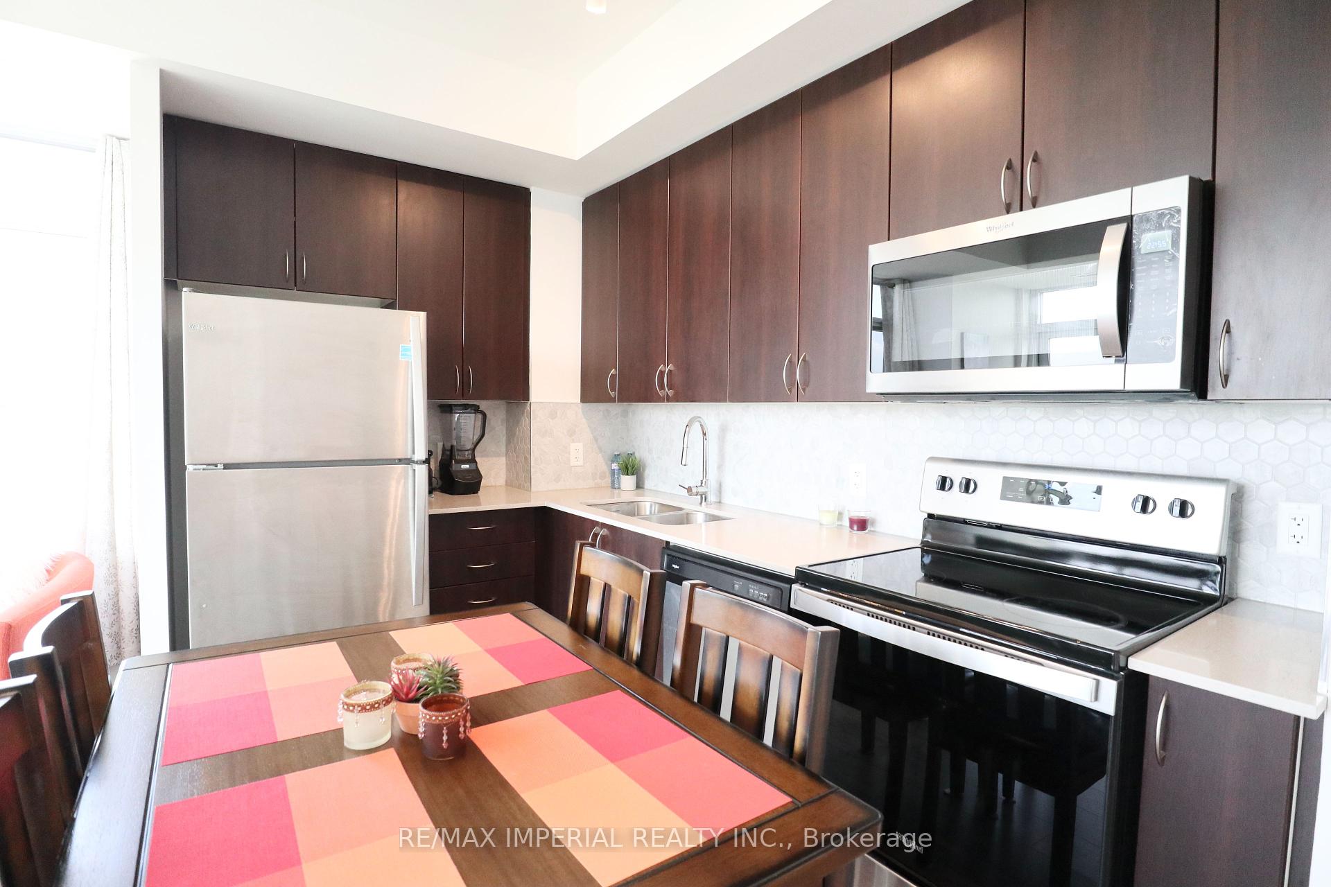 2 Bedrooms Condo at 3220 Sheppard, Toronto For sale
