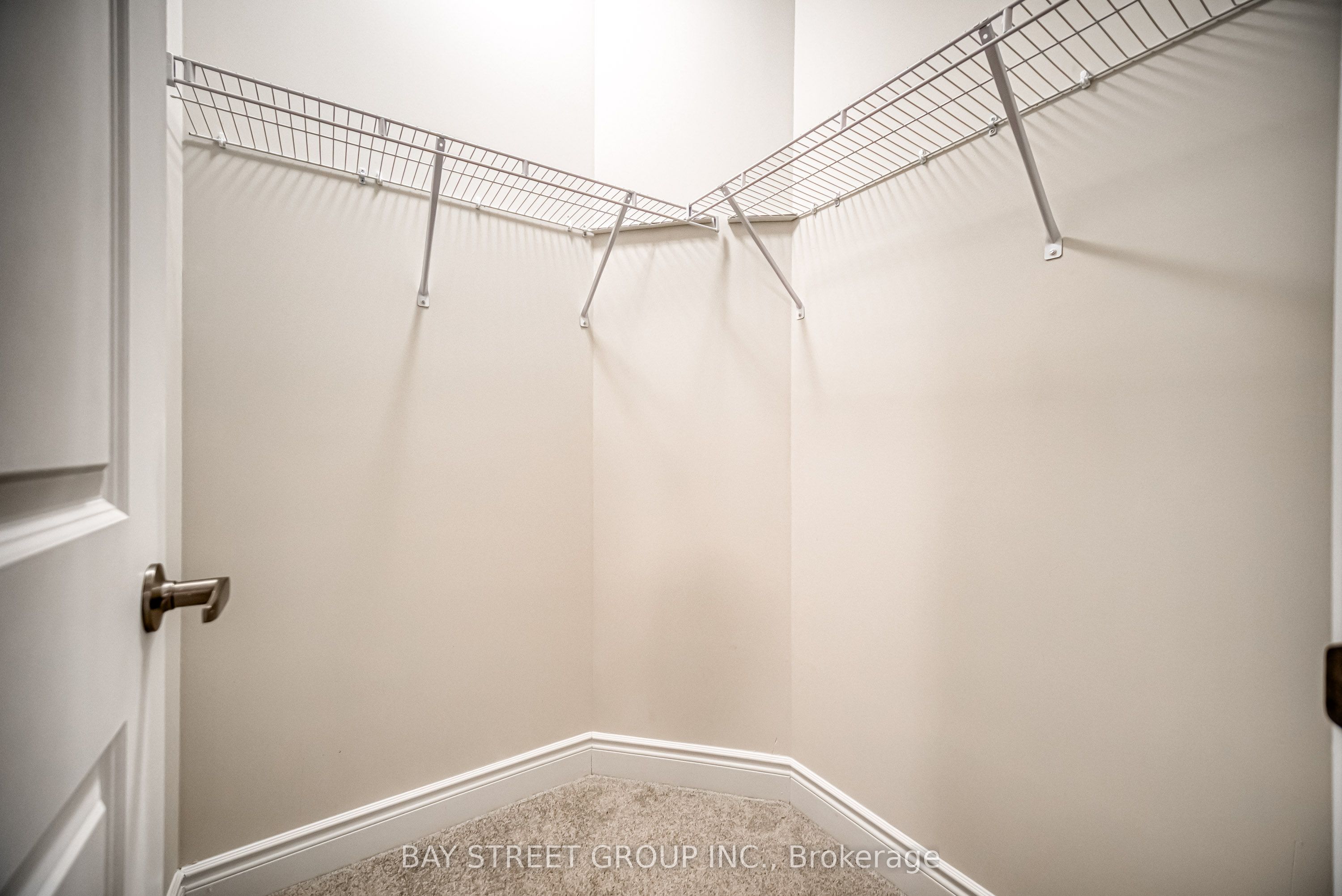 1411 Courtleigh Trail