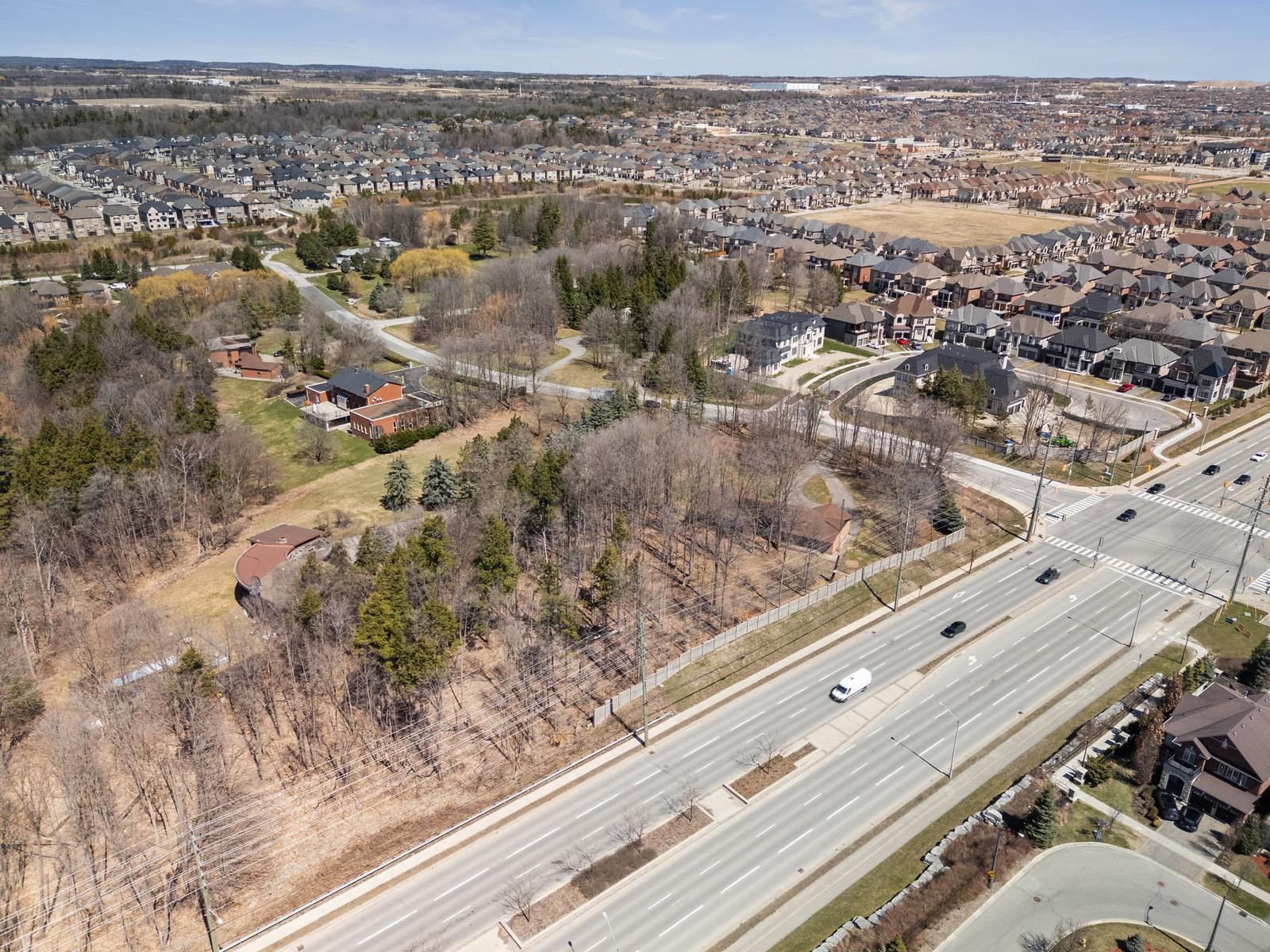 16 Millwood Parkway