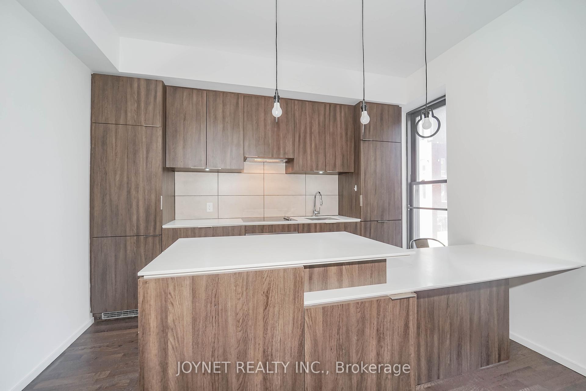1 Bedroom Condo at 5 St Joseph, Toronto For sale