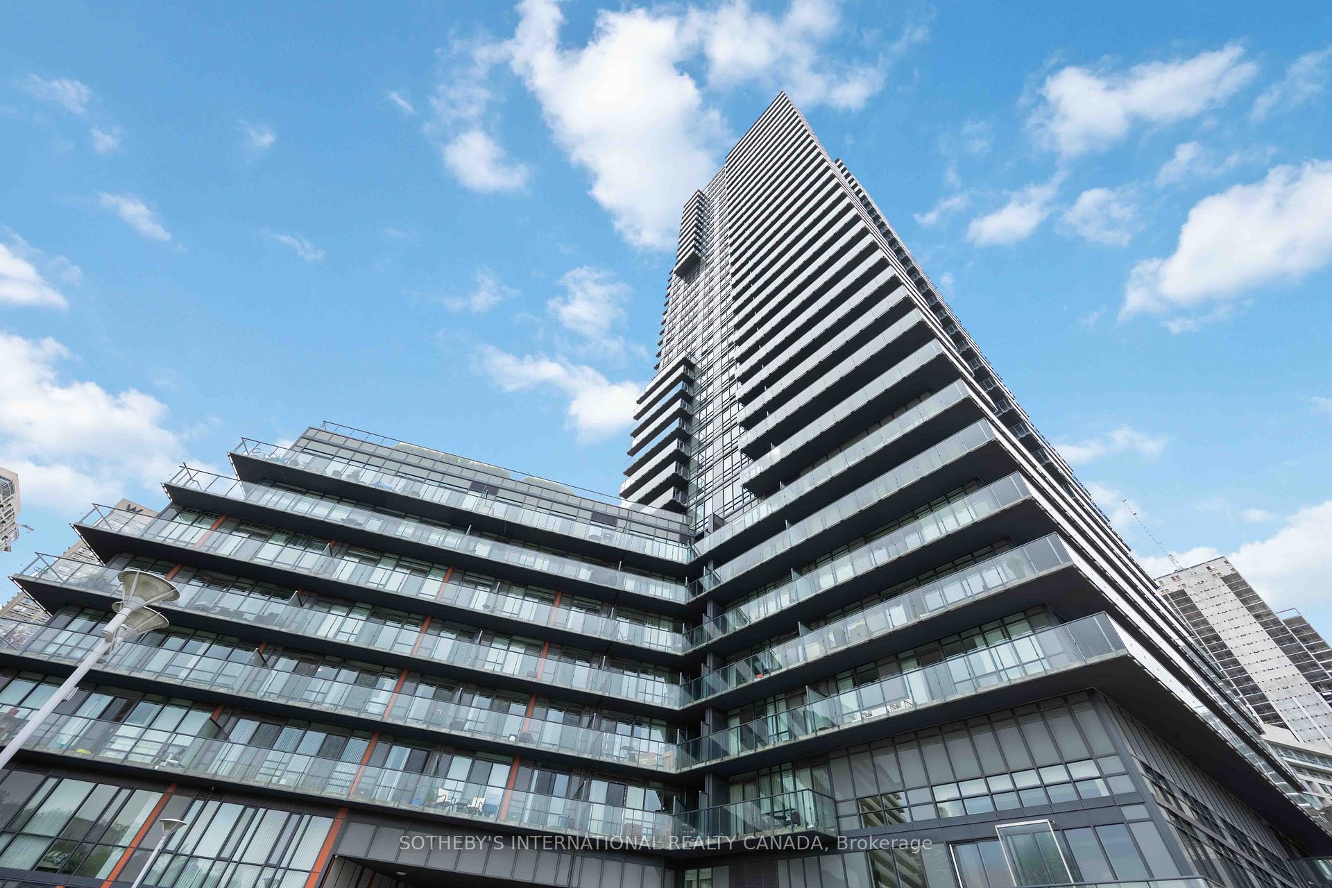 2 Bedrooms Condo at 825 Church, Toronto For sale