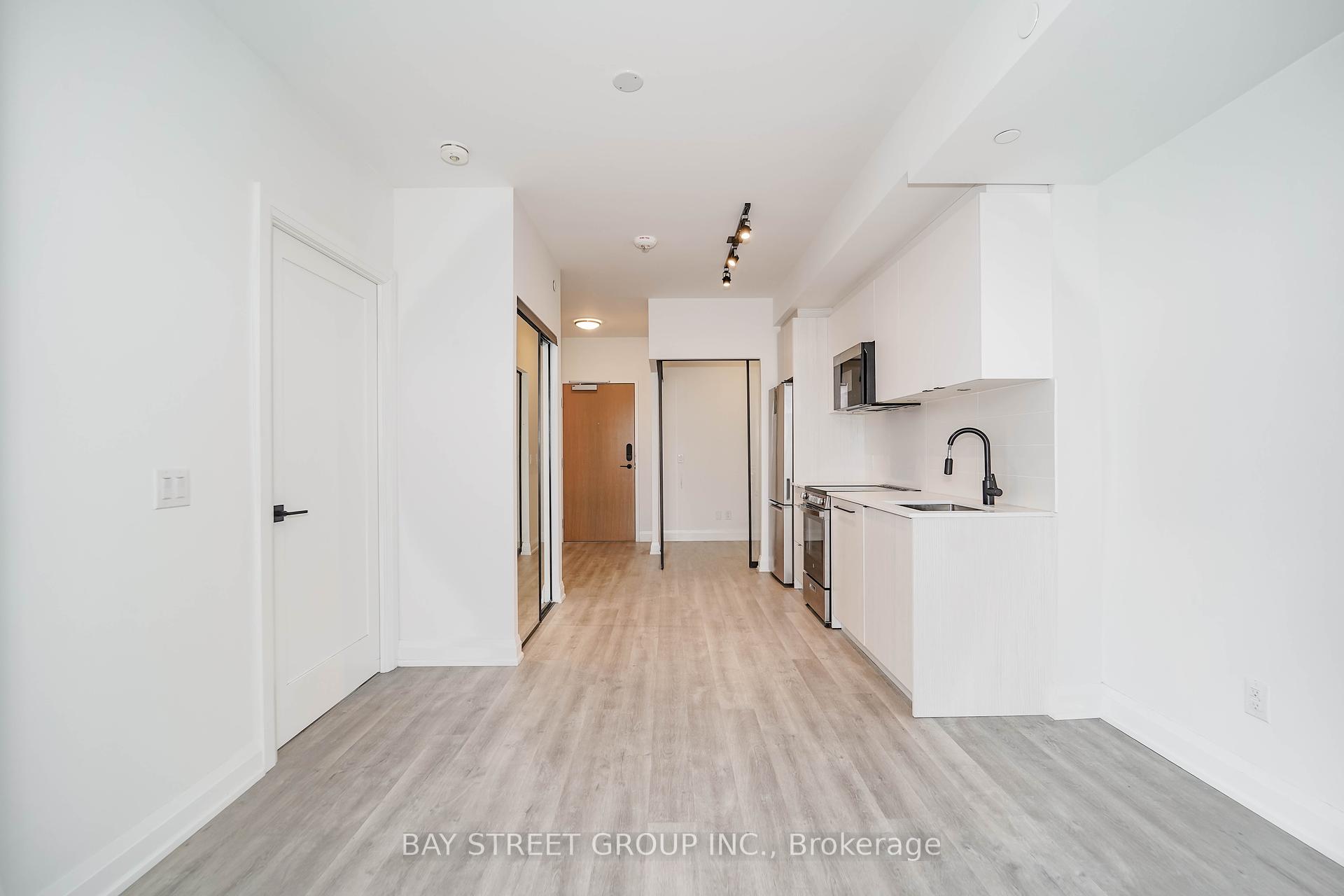 2 Bedrooms Condo at 2369 Danforth,  Toronto For sale