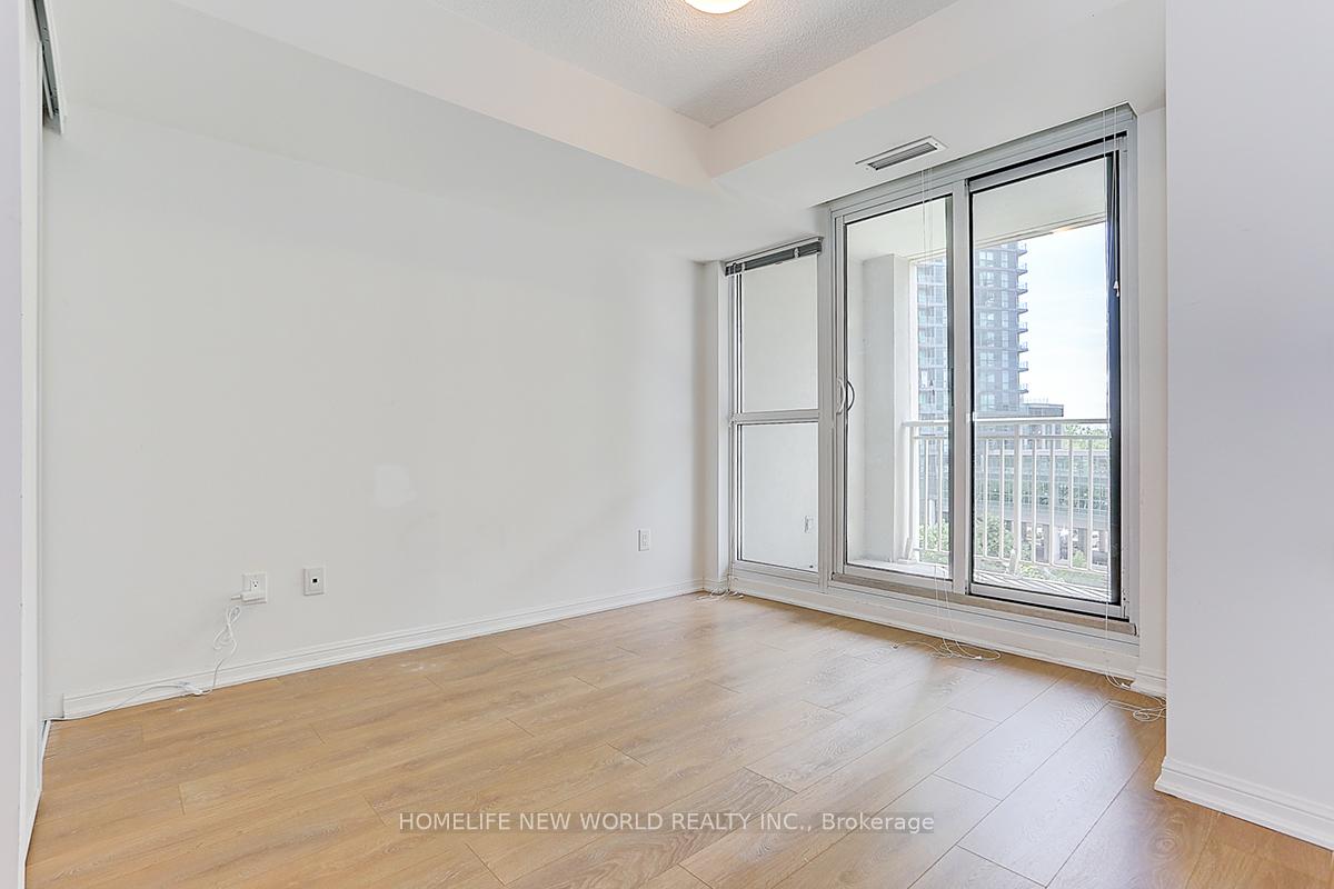 2 Bedrooms Condo at 35 Bastion,  Toronto For sale