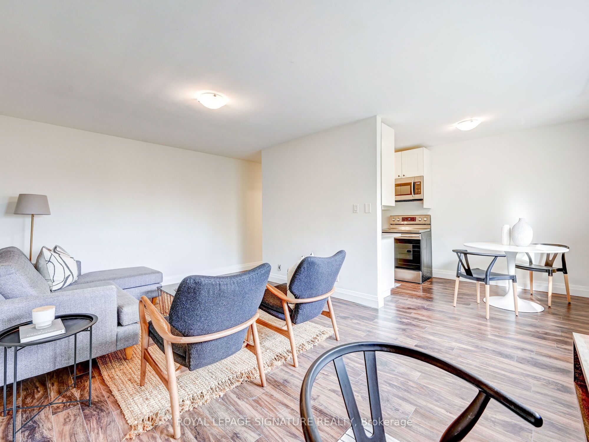 40 Cavell Avenue, Toronto W06 Mimico