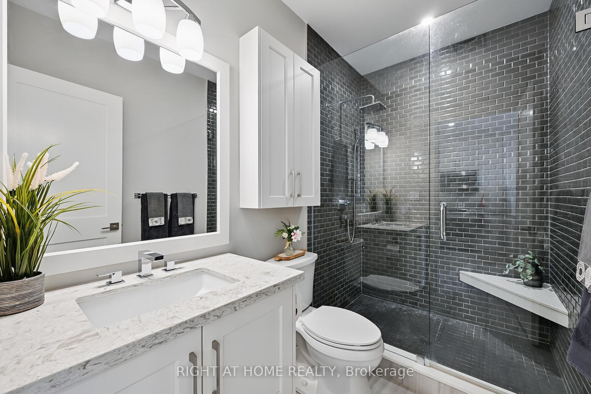 1 Bedroom Condo at 257 Millen, Hamilton For sale