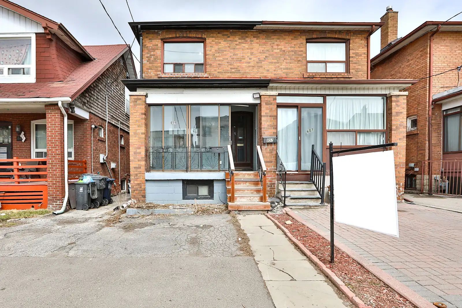 659 Vaughan Road