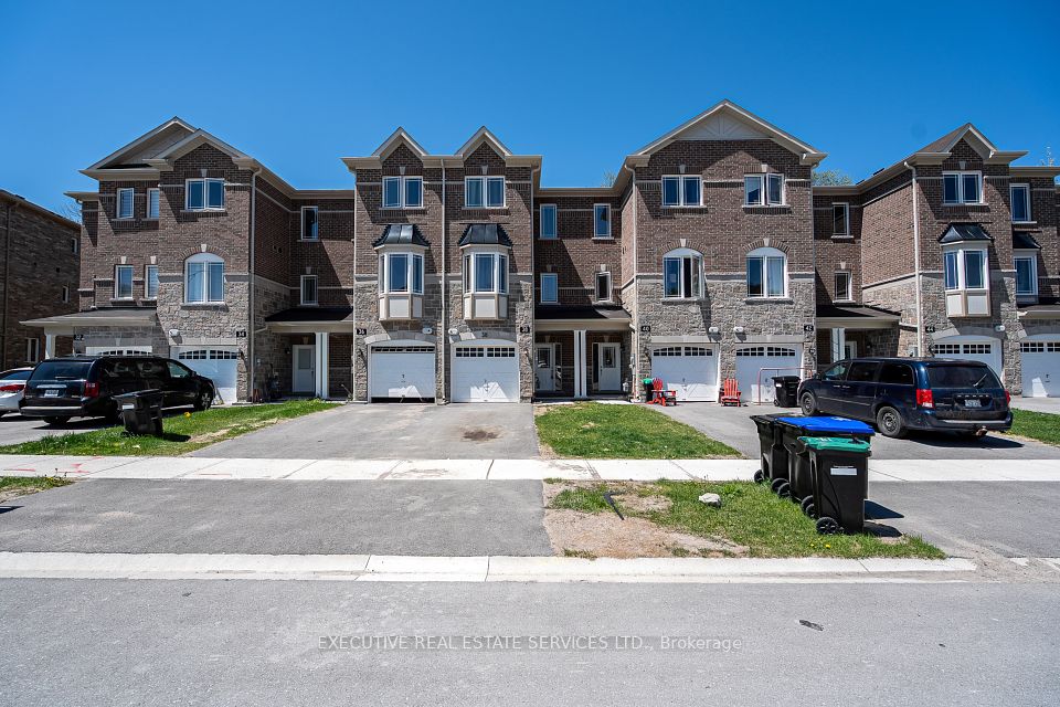 38 Milson Crescent, Essa, ON L0M 1B5