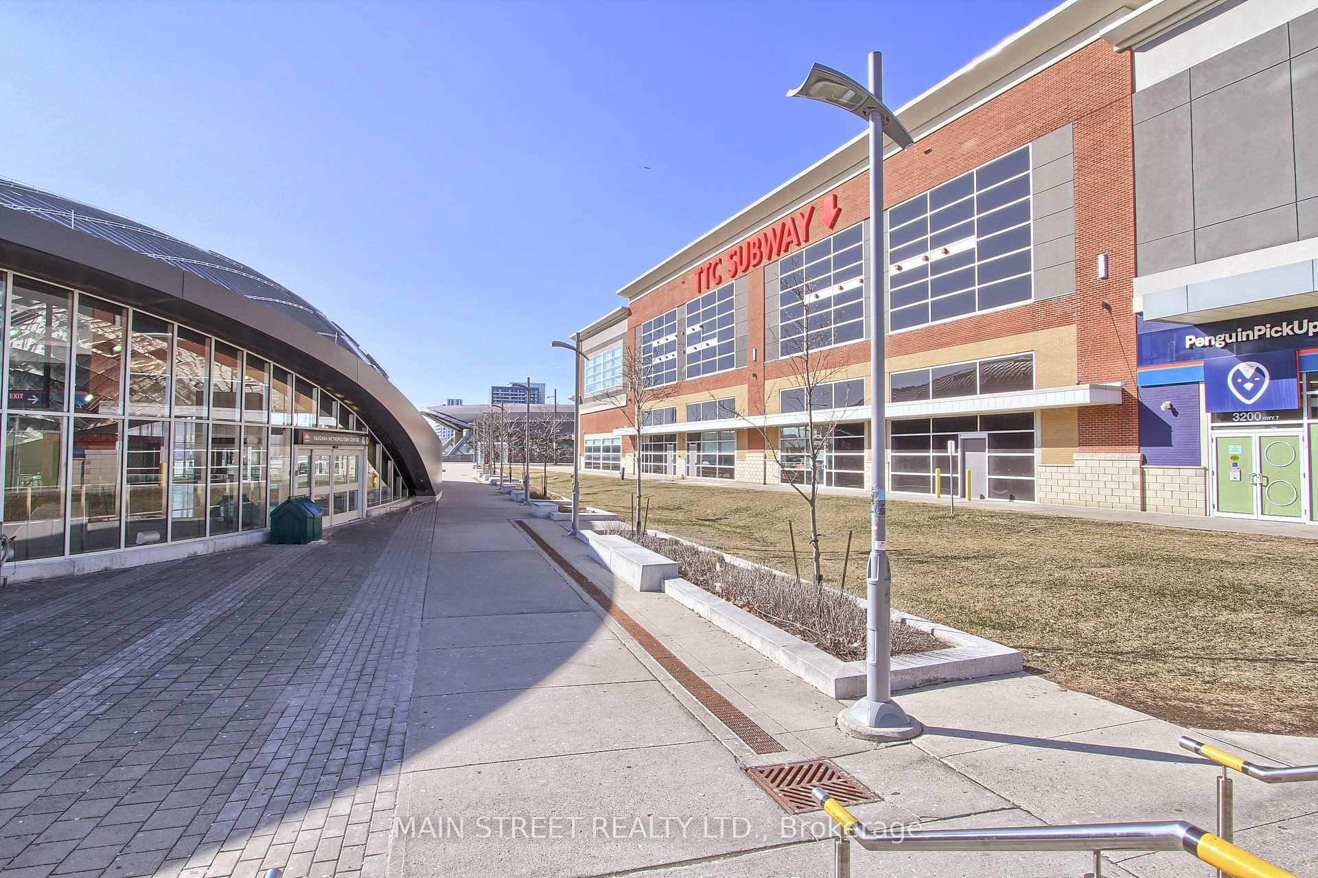 1 Bedroom Condo at 1000 Portage, Vaughan For sale