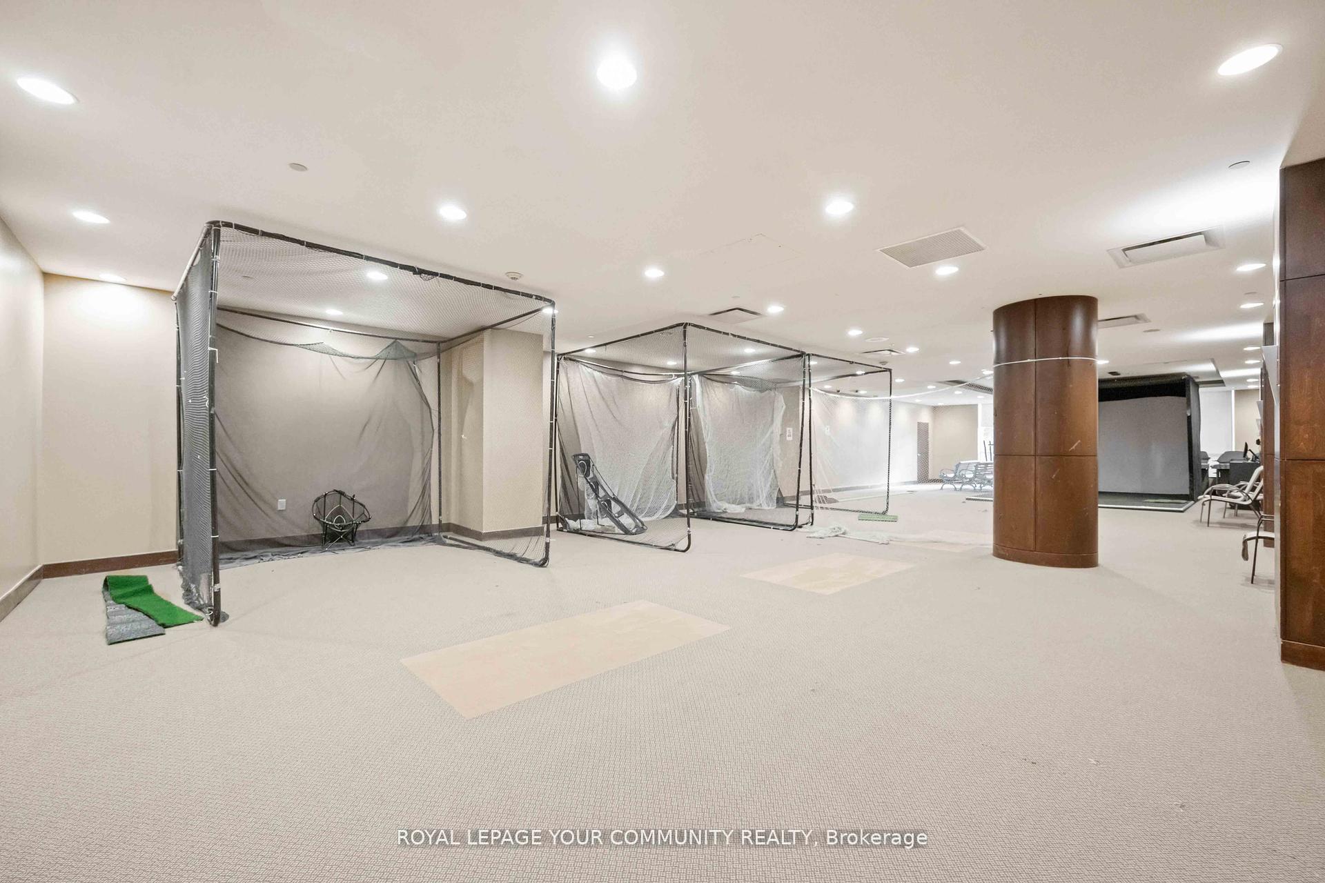 2 Bedrooms Condo at 5 Northtown, Toronto For sale