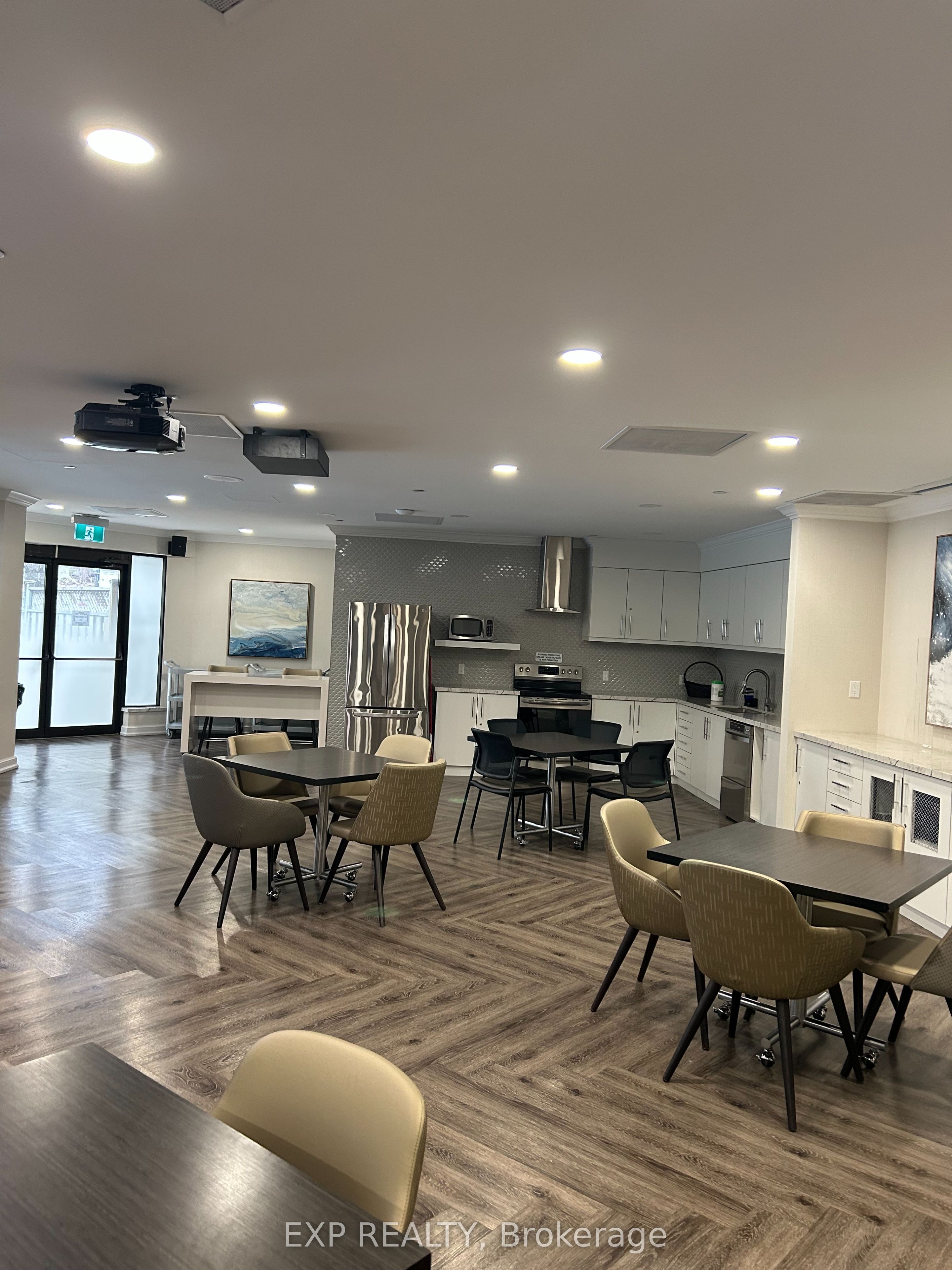 22 Clarissa Drive, #306