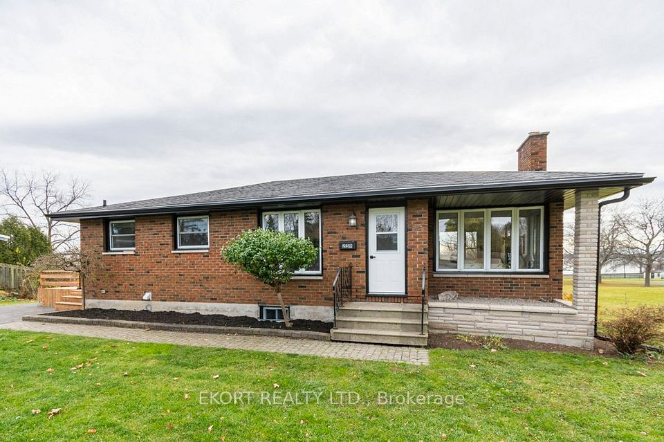 239 Dundas